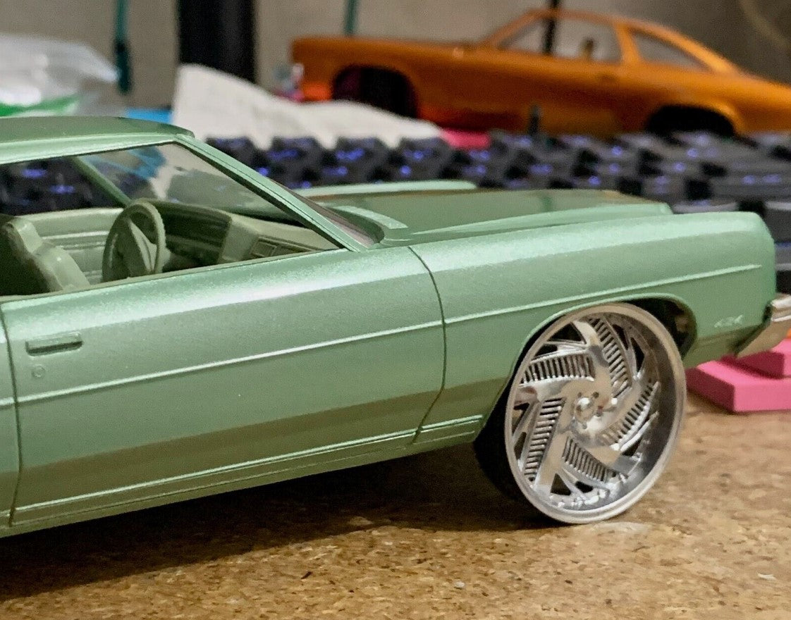 1/25 Scale - TMP D034V2 - in 26"-36" Donk, Big Rims, Trucks, Box, G-Body, B-Body