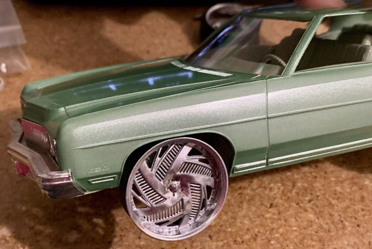 1/25 Scale - TMP D034V2 - in 26"-36" Donk, Big Rims, Trucks, Box, G-Body, B-Body