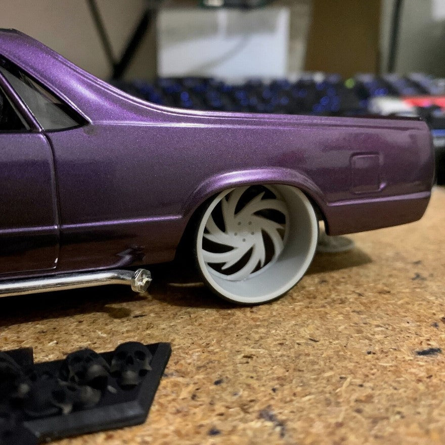 1/25 Scale - TMP D096 in 26"-30" Donk, Big Rims, Box Chevy, G-Body, Bubble