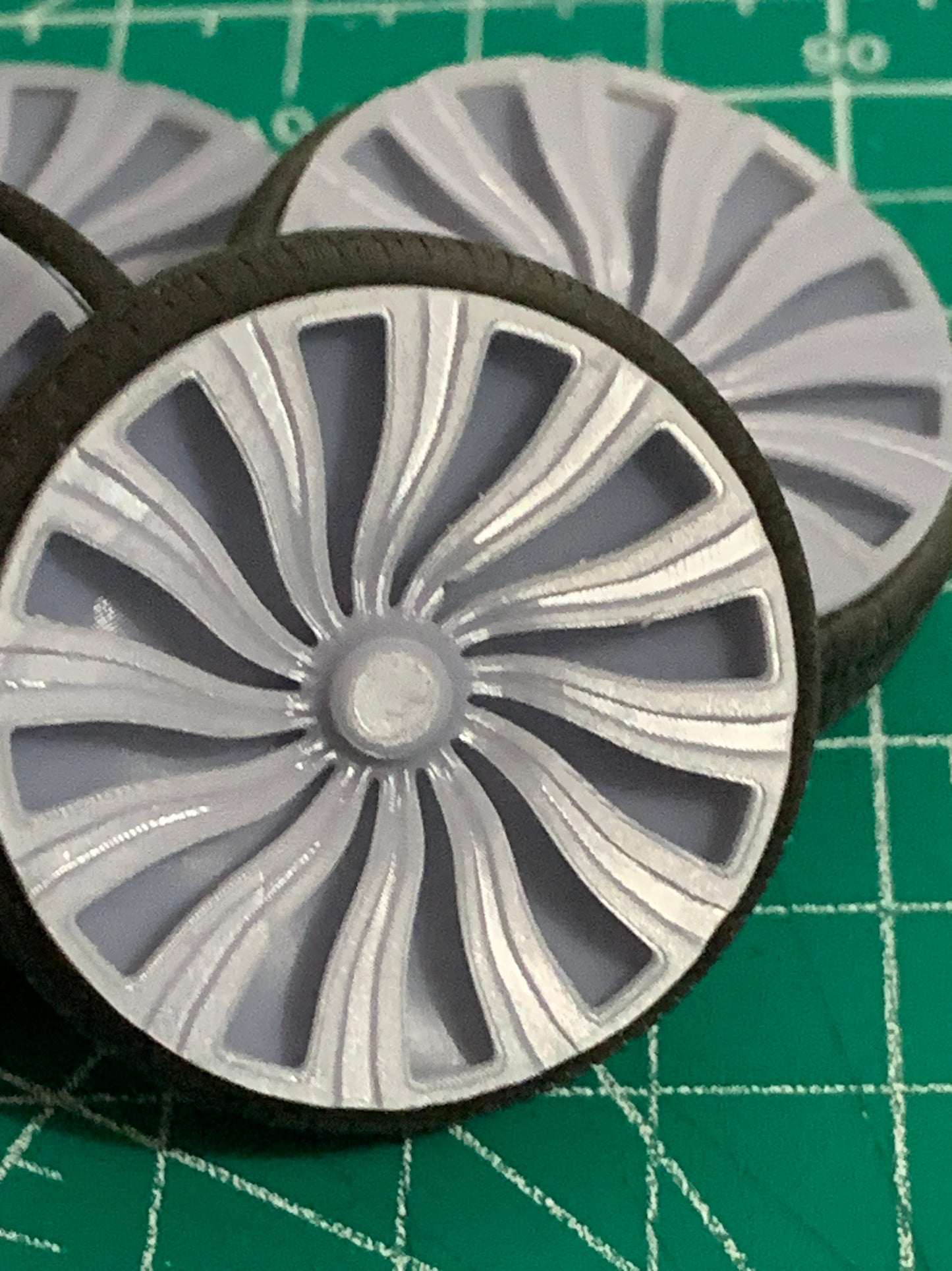 1/25 Scale - DUB "KUTZ" Floater - in 26"-36" Donk, Big Rims, Old Schools, Traditionals, SUV