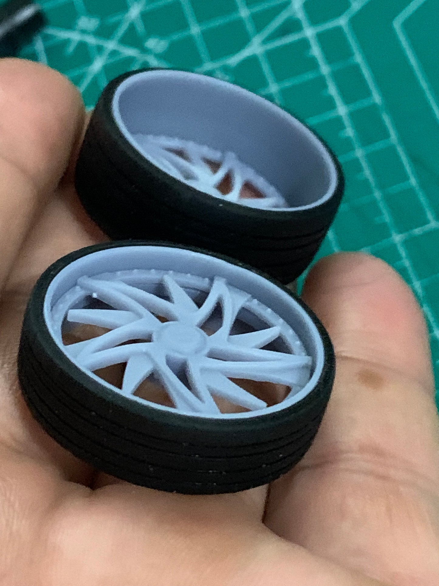 1/25 Scale - LEXANI "GILT XL" V2 - in 26"-36" Donk, Big Rims, Old Schools, Traditionals, SUV