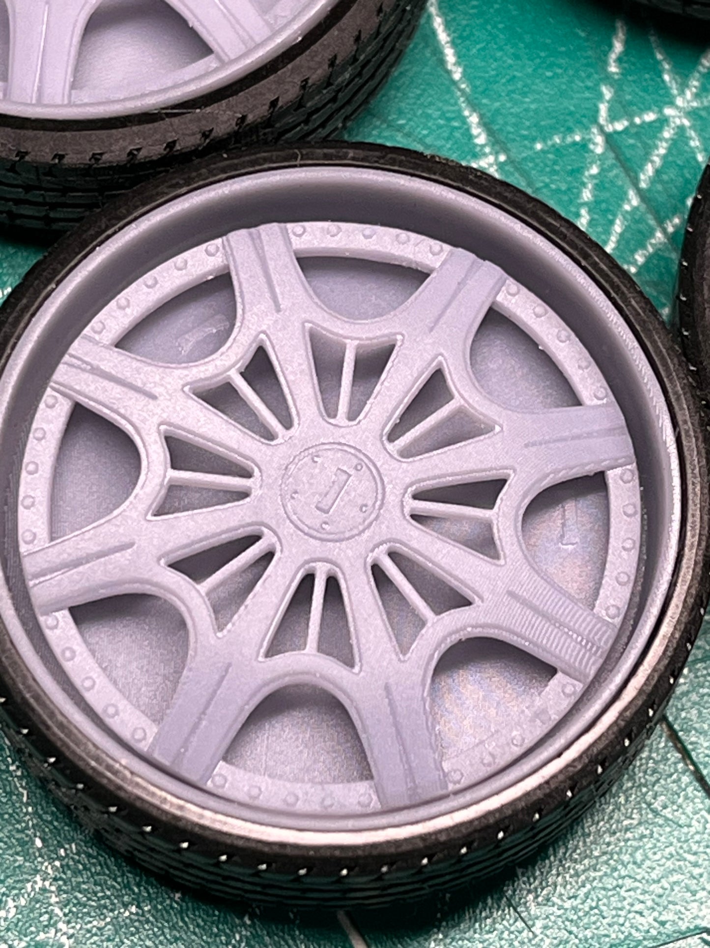 1/25 Scale - DUB "CREED" Spinner - in 26"-36" Donk, Big Rims, Old Schools, Traditionals, SUV