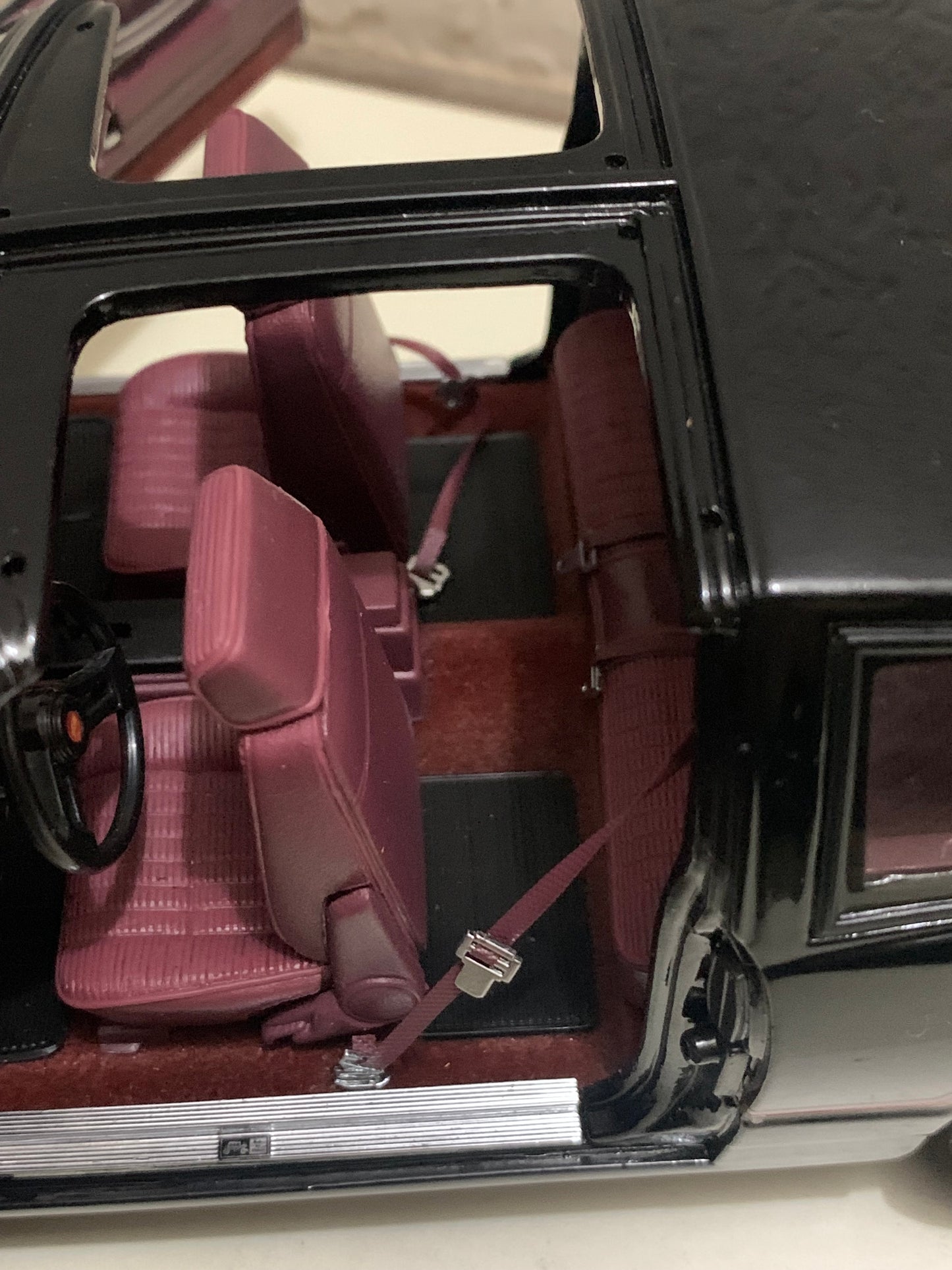 1/18 Scale American Muscle Authentics 1985 Chevy Monte Carlo SS T-Top Diecast Model