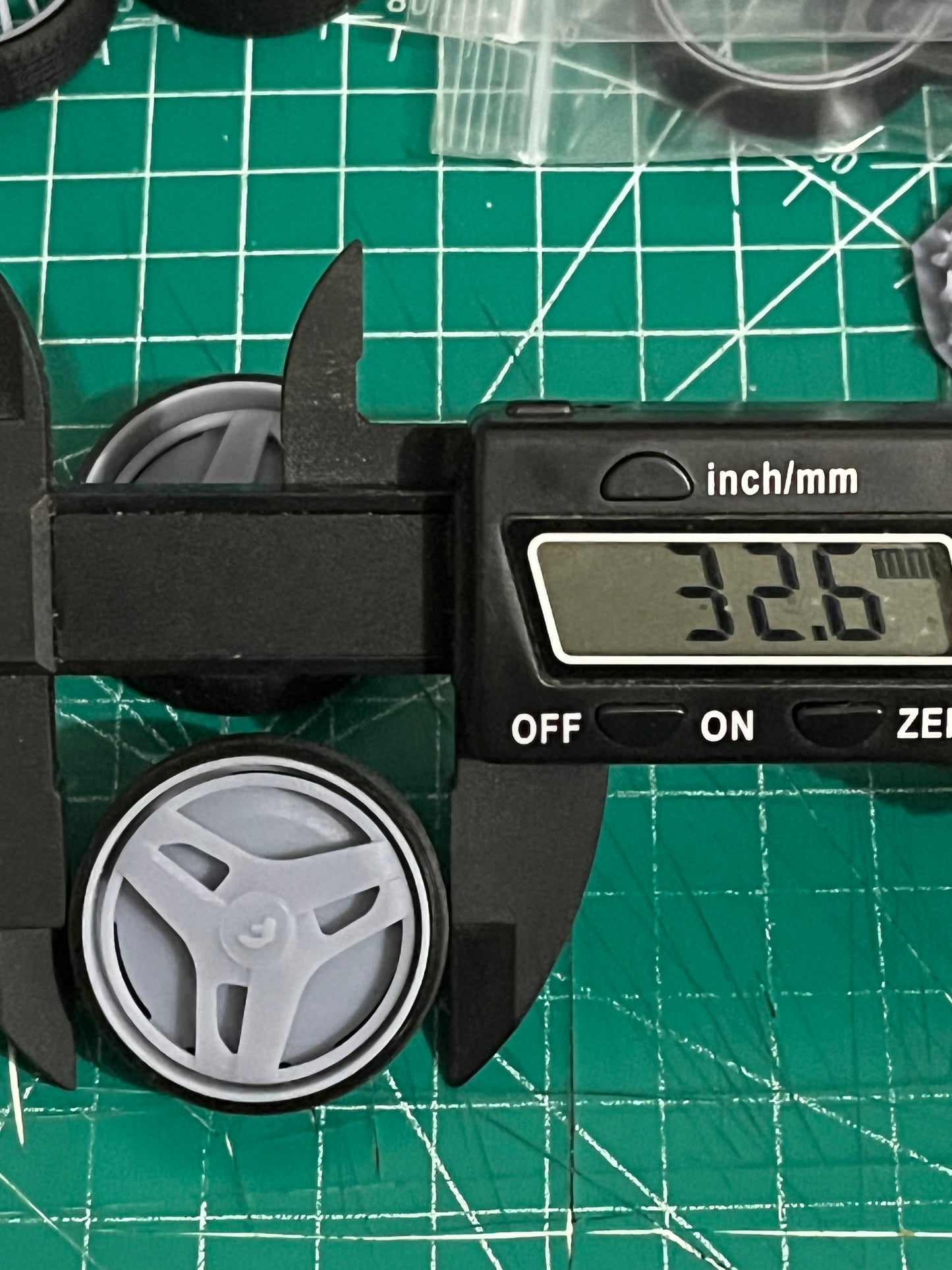 1/25 Scale - Forgiato "713-2" Spinner - in 26"-36" Donk, Big Rims, Old Schools, Traditionals, SUV