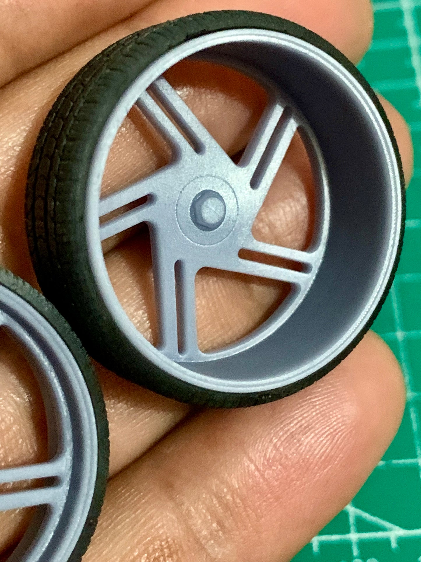 1/25 Scale - HRBB "PRO SPORT" - in 26"-32" Donk, Big Rims, Old Schools, Traditionals, SUV