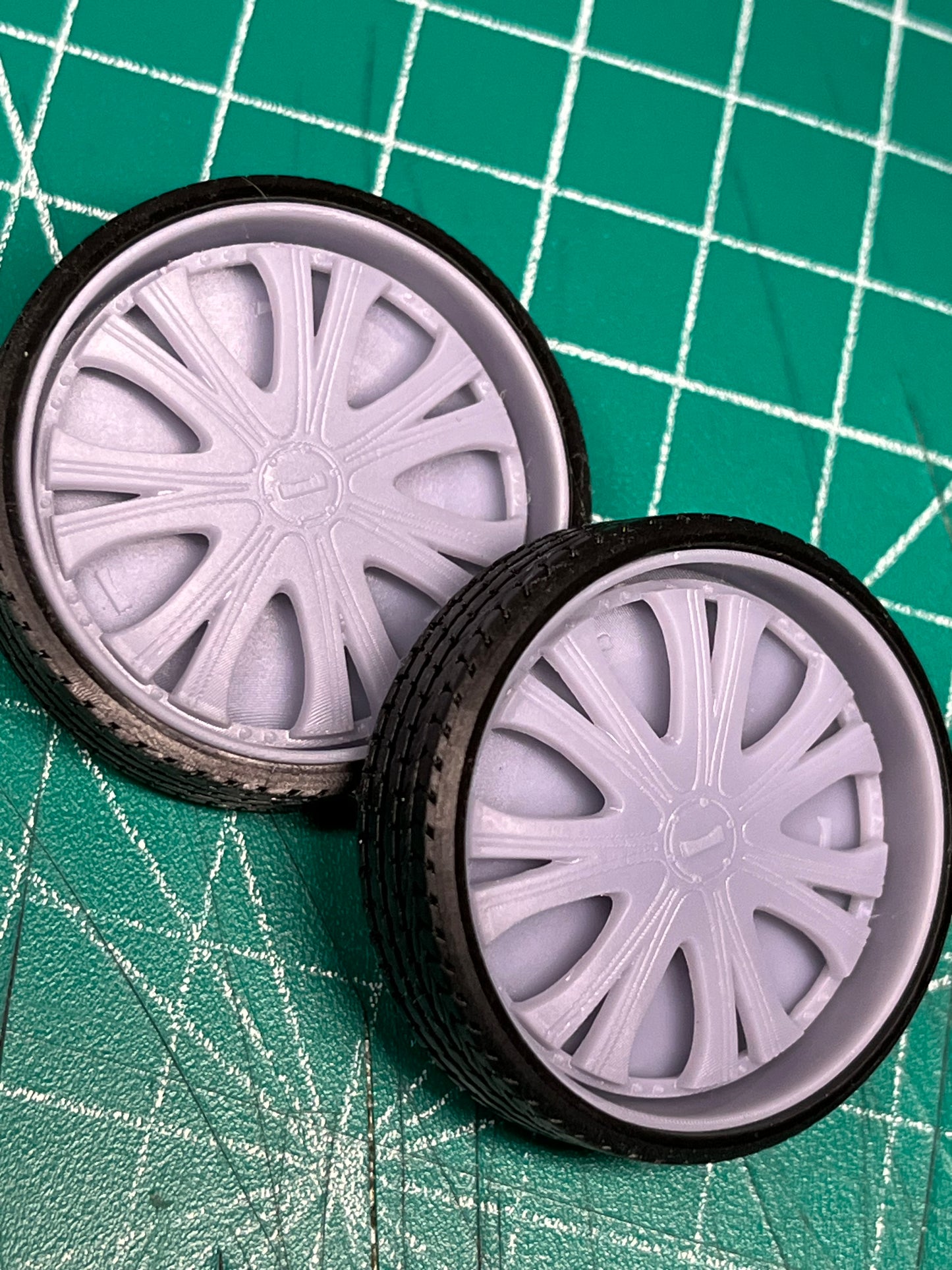 1/25 Scale - DUB "MAMBA" Spinner - in 26"-36" Donk, Big Rims, Old Schools, Traditionals, SUV (Copy 4)