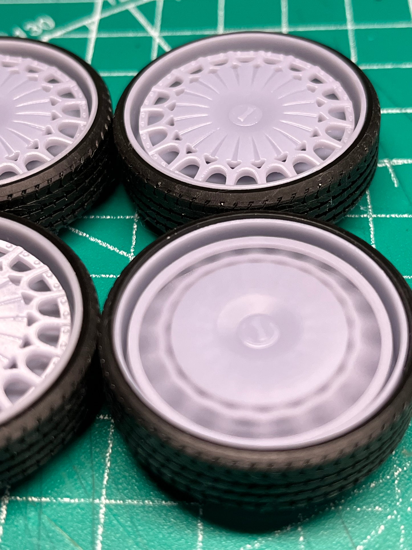 1/25 Scale - DUB "KINGSTER" Spinner - in 26"-36" Donk, Big Rims, Old Schools, Traditionals, SUV (Copy 3)