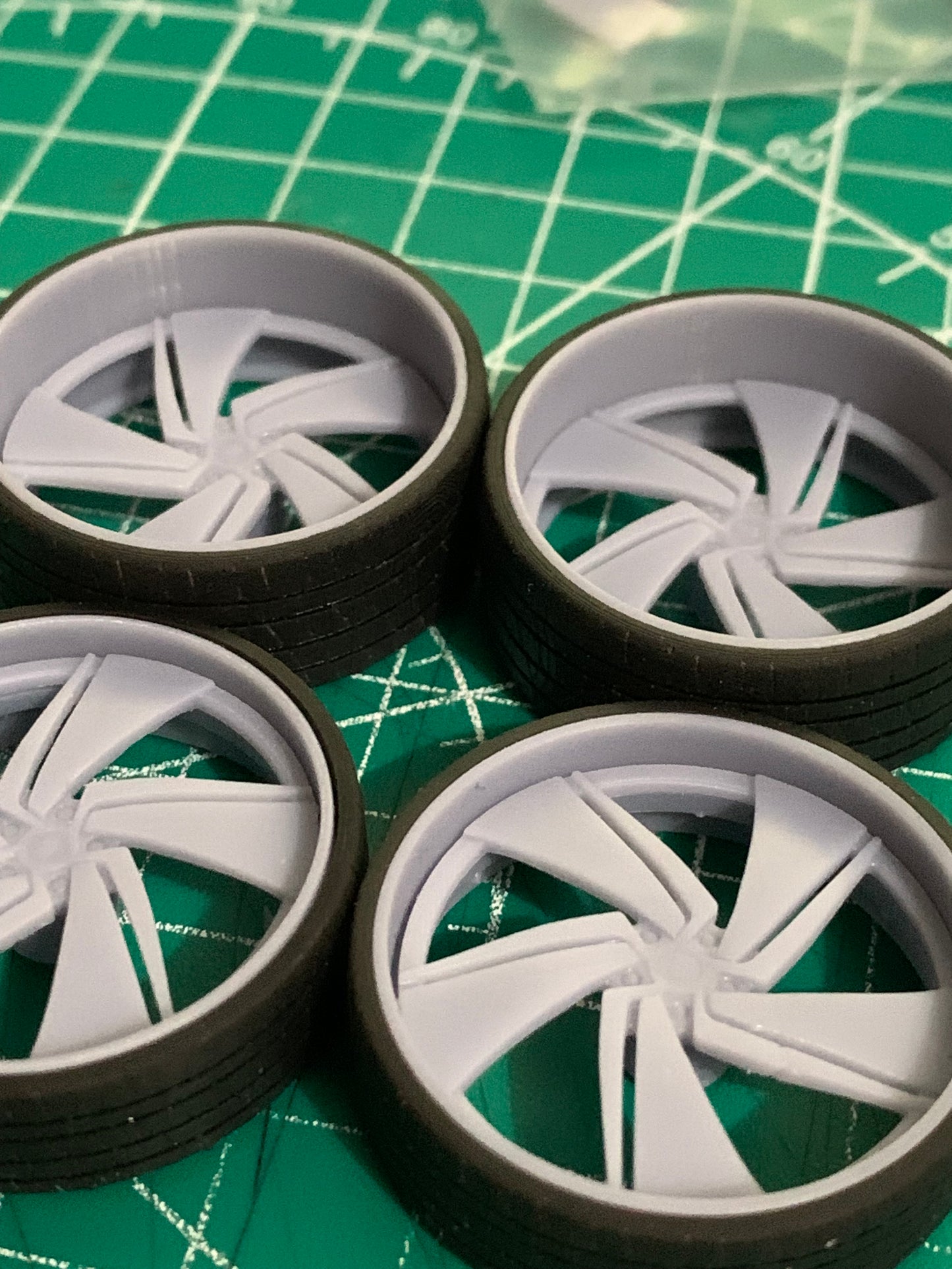 1/25 Scale - U.S. MAGS "PHANTOM" - in 26"-36" Donk, Big Rims, Old Schools, Traditionals, SUV