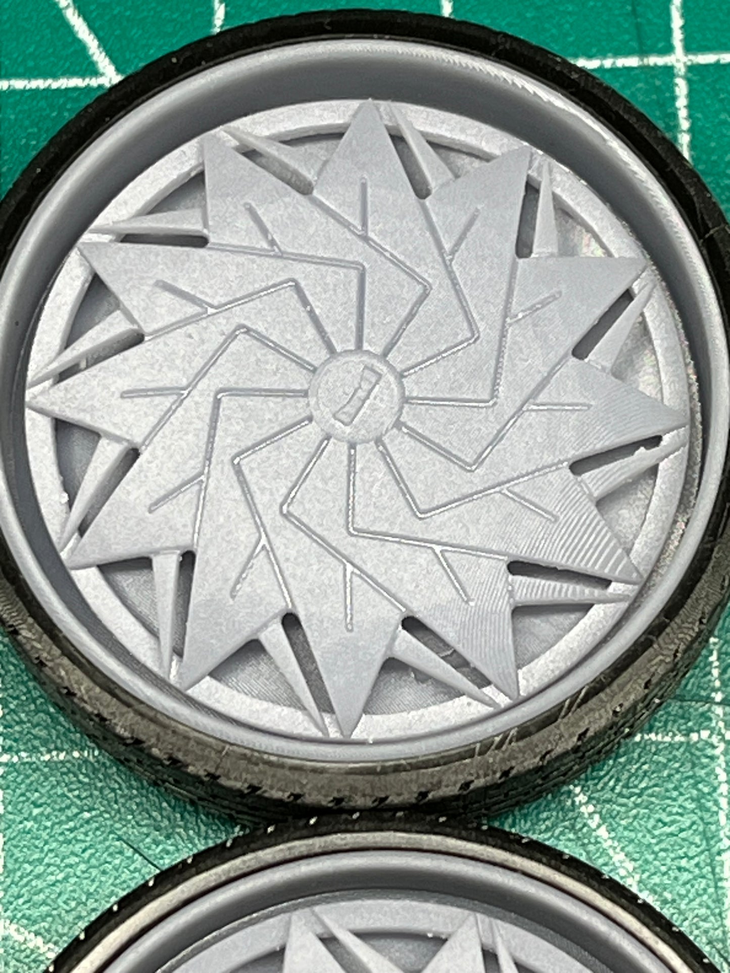 1/25 Scale - DUB "DAZR" Spinner - in 26"-36" Donk, Big Rims, Old Schools, Traditionals, SUV (Copy)