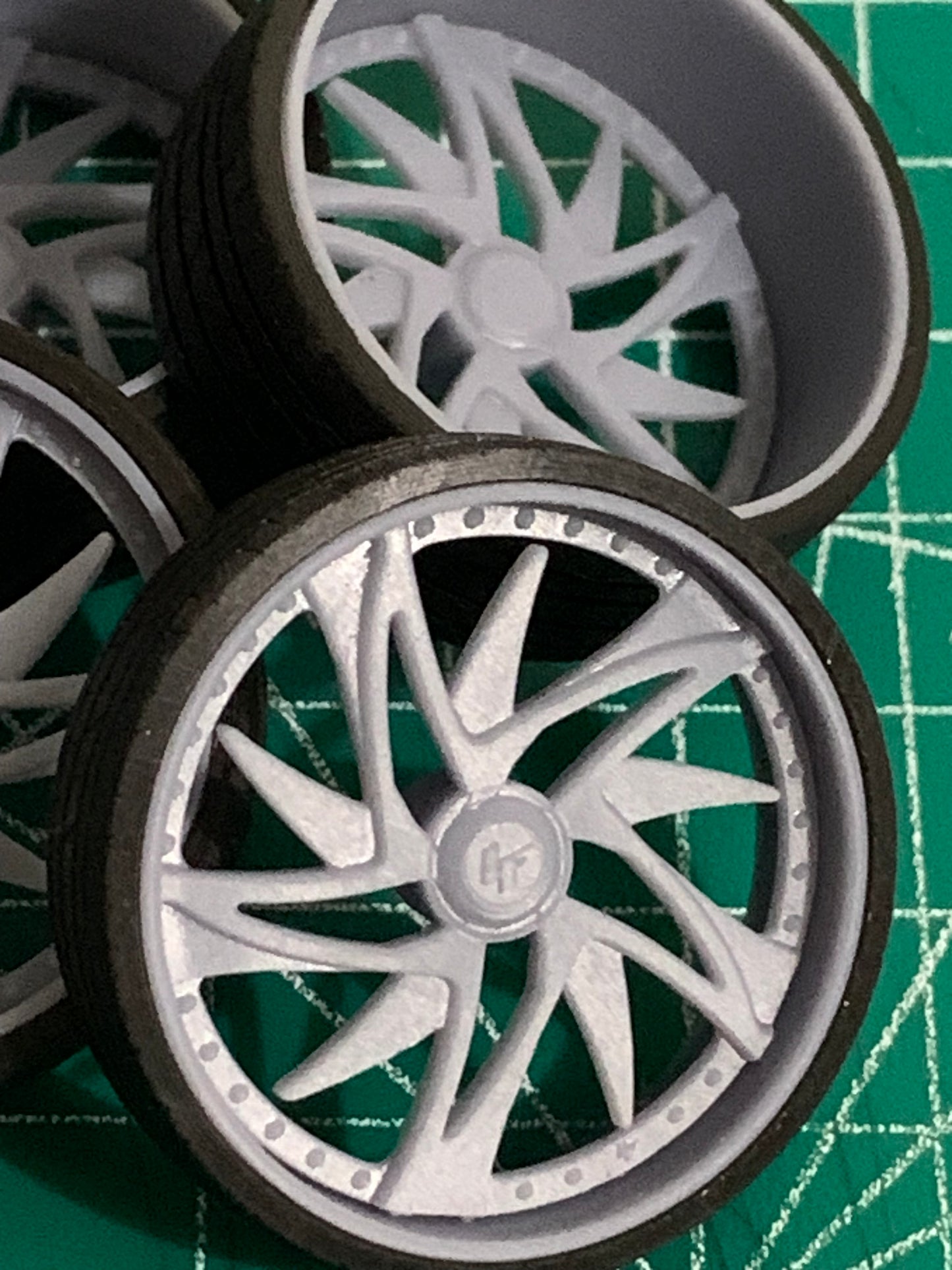 1/25 Scale - LEXANI "GILT XL" V2 - in 26"-36" Donk, Big Rims, Old Schools, Traditionals, SUV