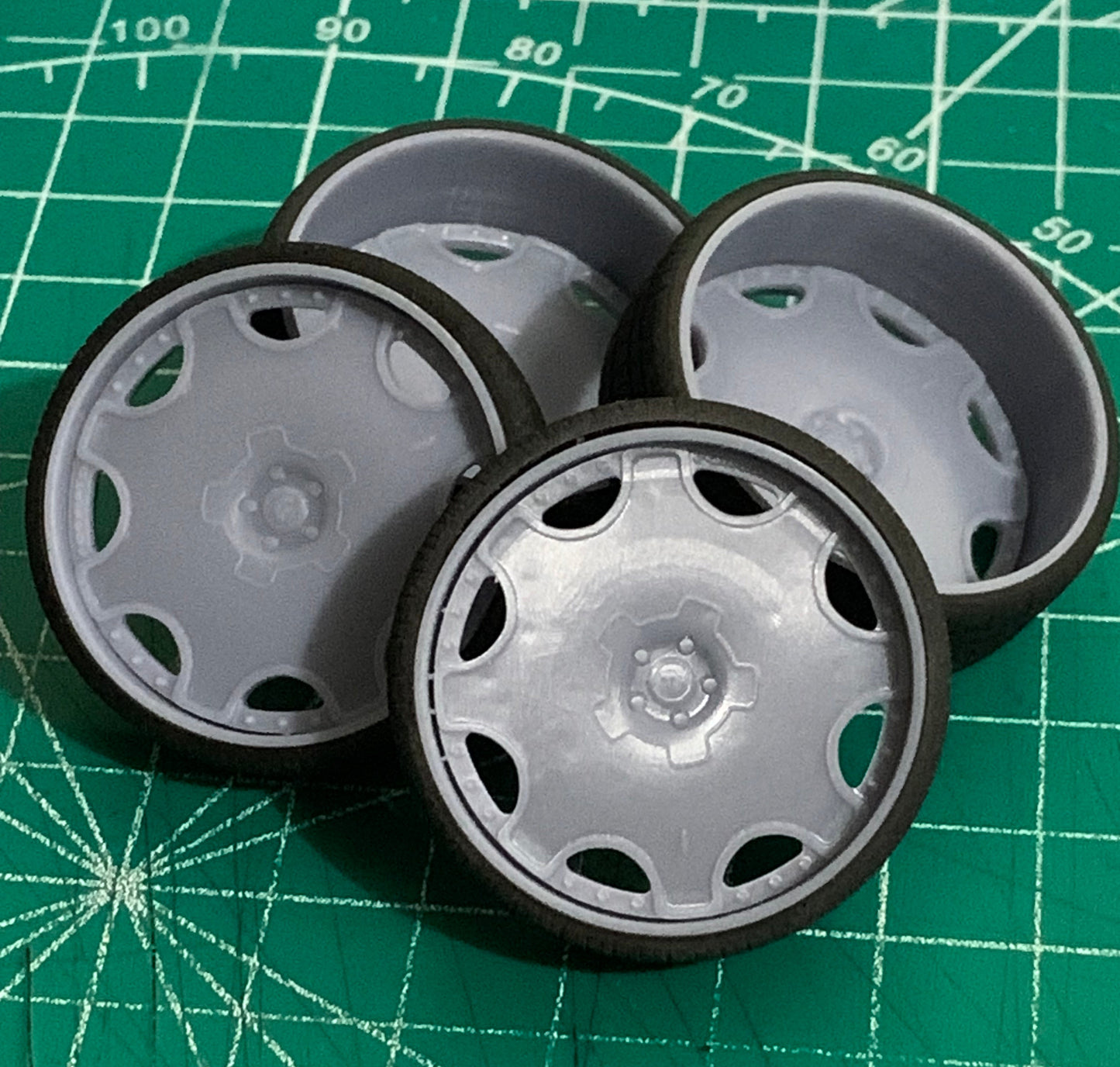 1/25 Scale - FORGI "FIORE" - in 26"-36" Donk, Big Rims, Old Schools, Traditionals, SUV