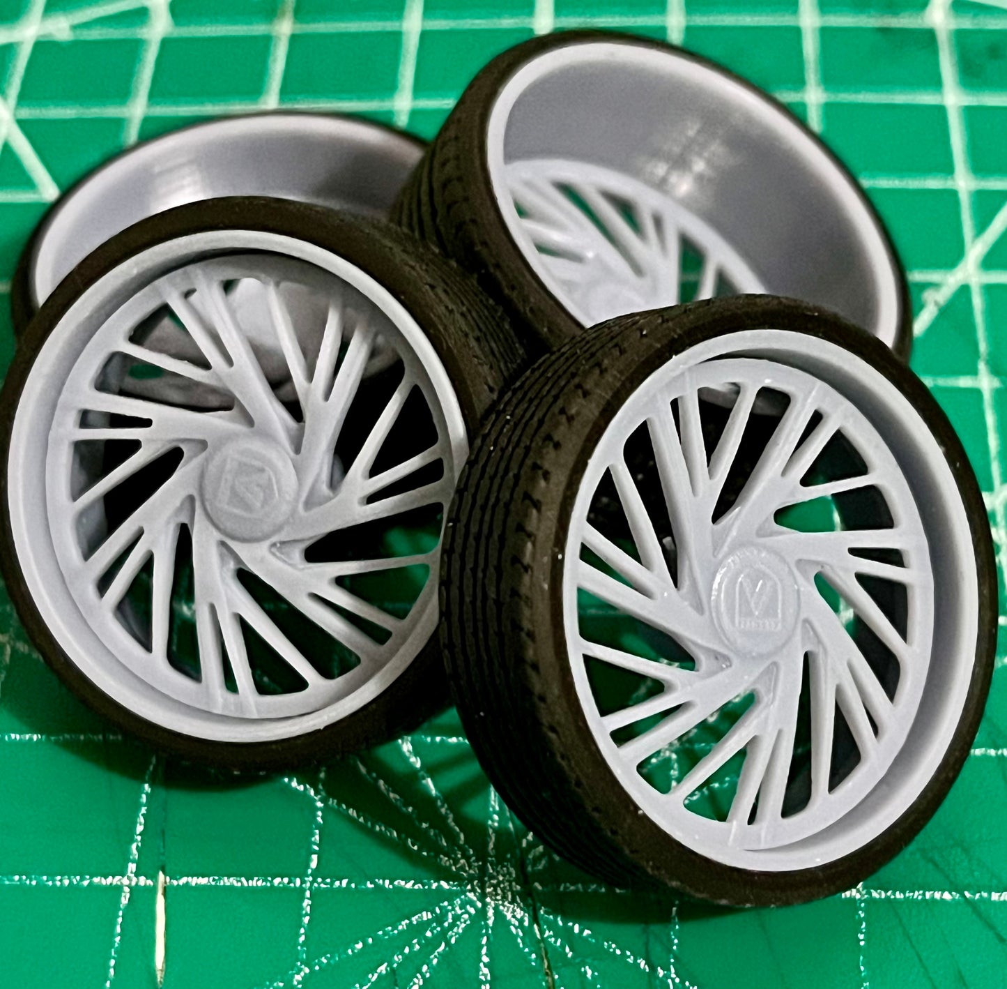 1/25 Scale - ASANTI AF868 "Big Cap"- in 26"-36" Donk, Big Rims, Old Schools, Traditionals, SUV