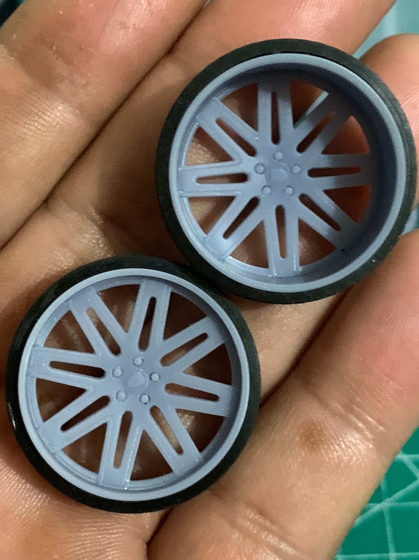 1/25 Scale - BARUGZAI EXEL V2 staggered - in 24"-36" Donk, Big Rims, Box Chevy, G-Body