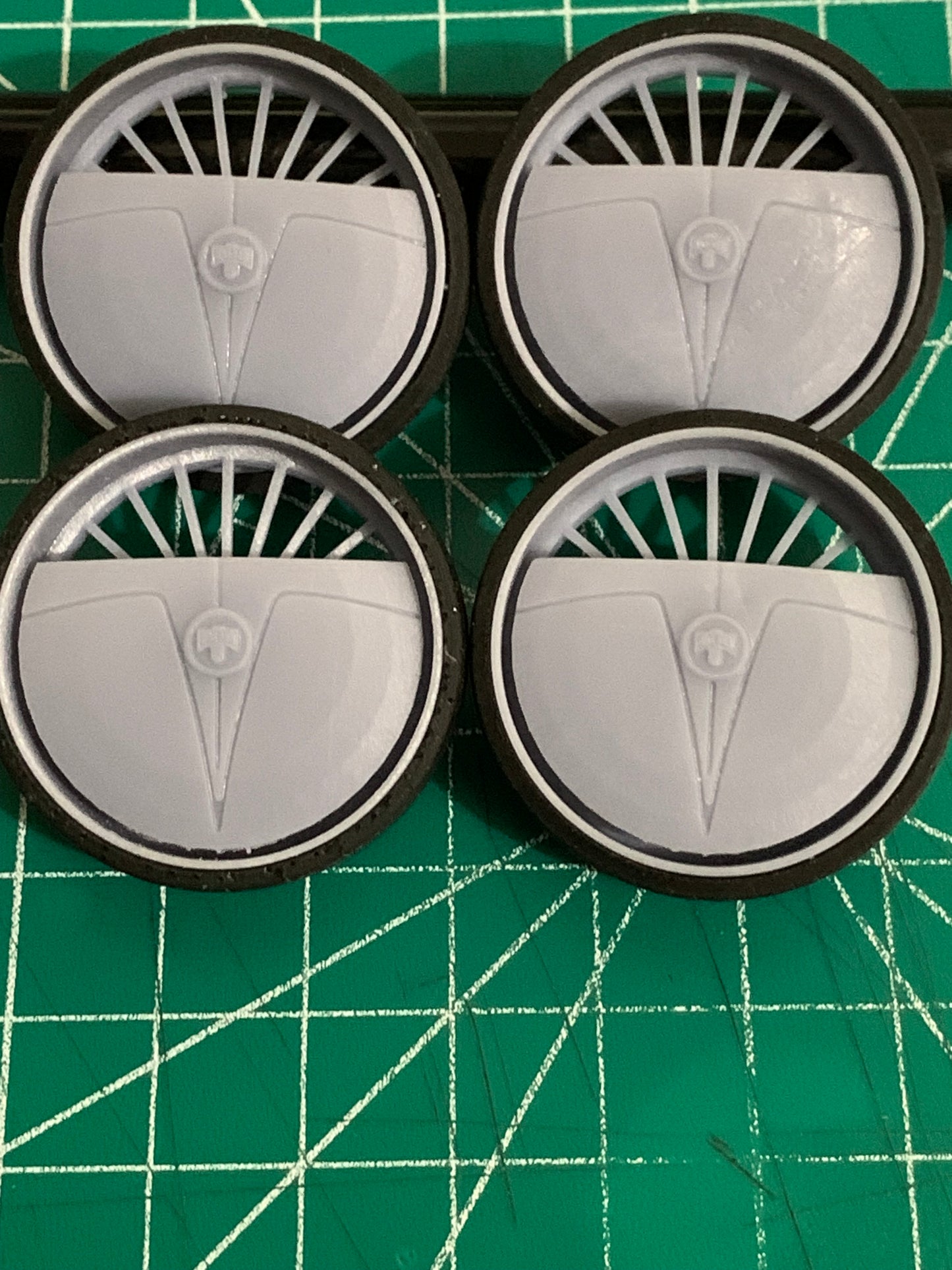 1/25 Scale - DUB "S605" FLOATER - in 28"-36" Donk, Big Rims, Box Chevy, G-Body, Trucks, SUV's