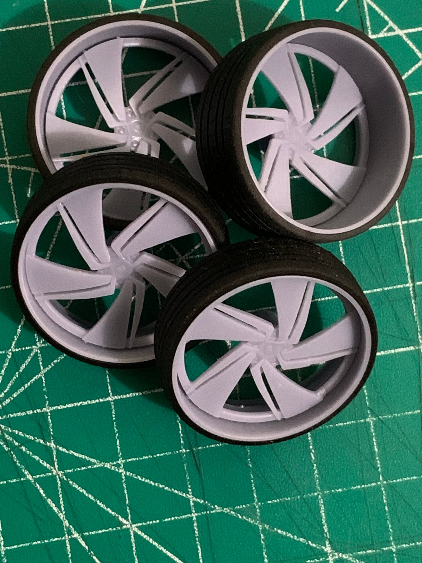 1/25 Scale - U.S. MAGS "PHANTOM" - in 26"-36" Donk, Big Rims, Old Schools, Traditionals, SUV