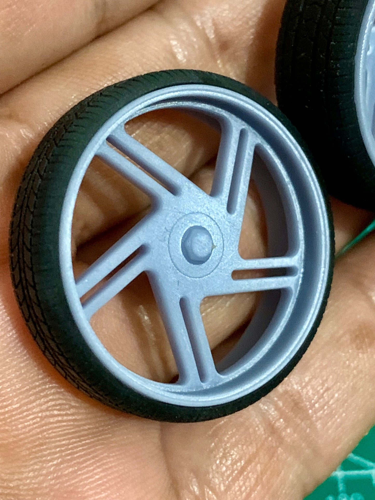 1/25 Scale - HRBB "PRO SPORT" - in 26"-32" Donk, Big Rims, Old Schools, Traditionals, SUV