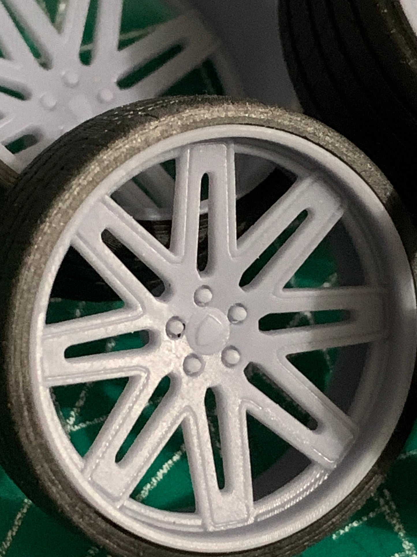 1/25 Scale - BARUGZAI EXEL V2 staggered - in 24"-36" Donk, Big Rims, Box Chevy, G-Body