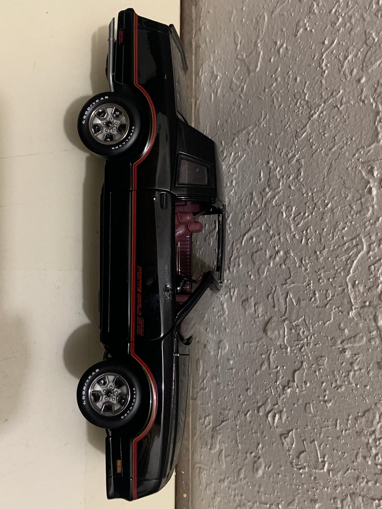 1/18 Scale American Muscle Authentics 1985 Chevy Monte Carlo SS T-Top Diecast Model