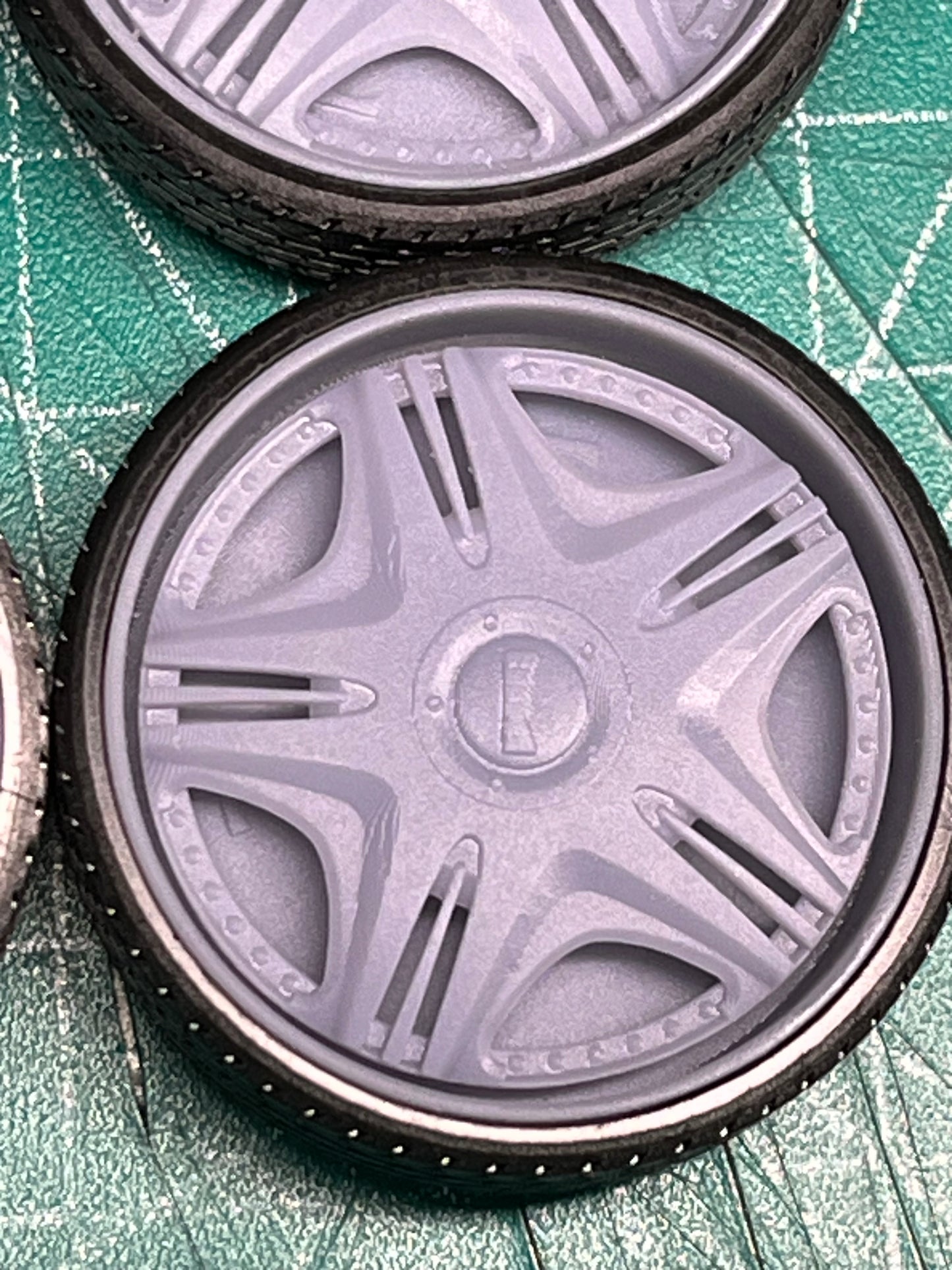 1/25 Scale - DUB "CREAM" Spinner - in 26"-36" Donk, Big Rims, Old Schools, Traditionals, SUV