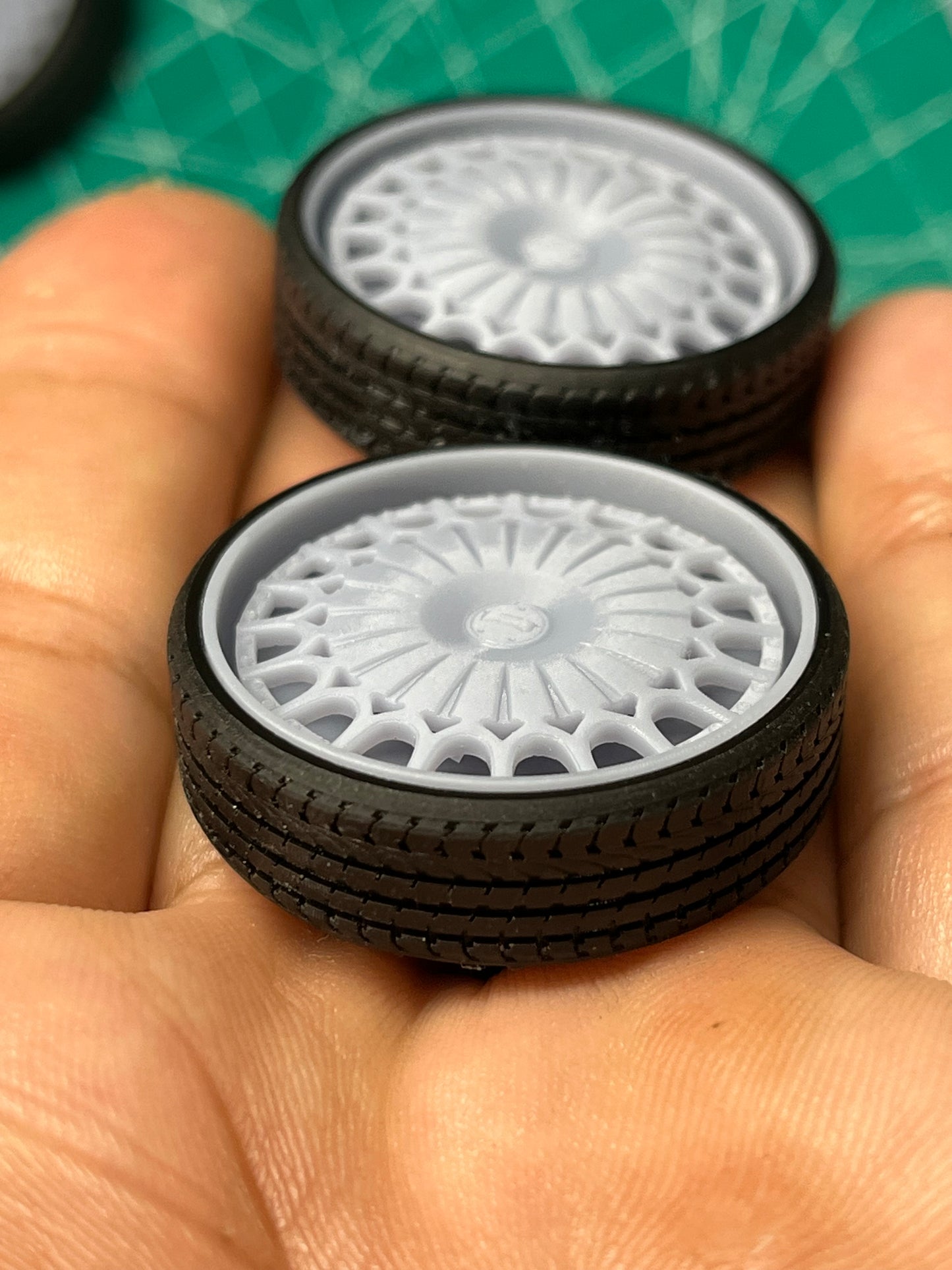 1/25 Scale - DUB "KINGSTER" Spinner - in 26"-36" Donk, Big Rims, Old Schools, Traditionals, SUV (Copy 3)