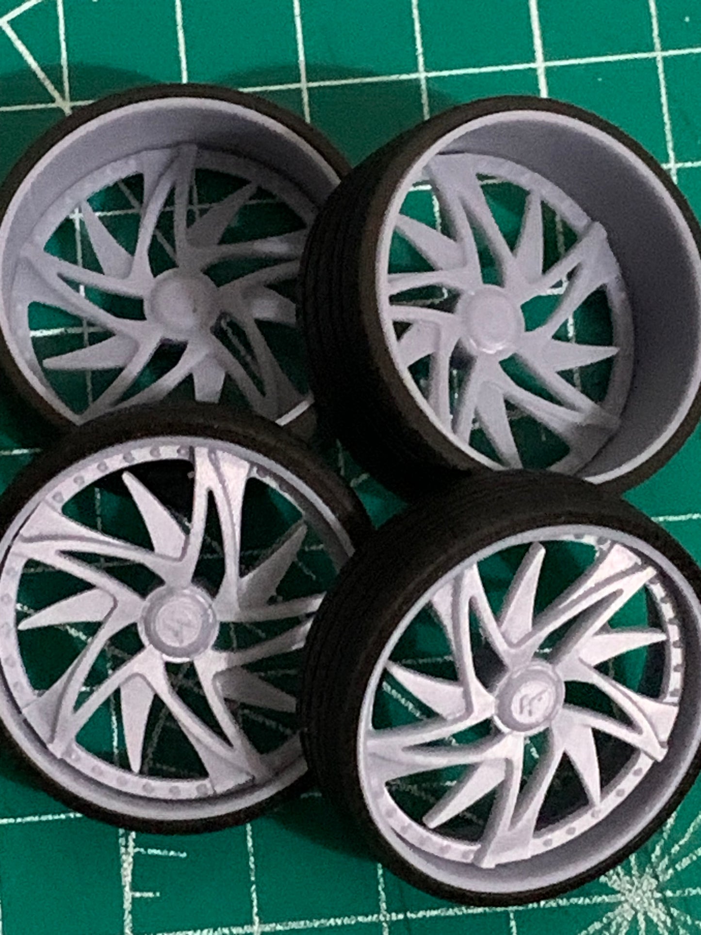 1/25 Scale - LEXANI "GILT XL" V2 - in 26"-36" Donk, Big Rims, Old Schools, Traditionals, SUV