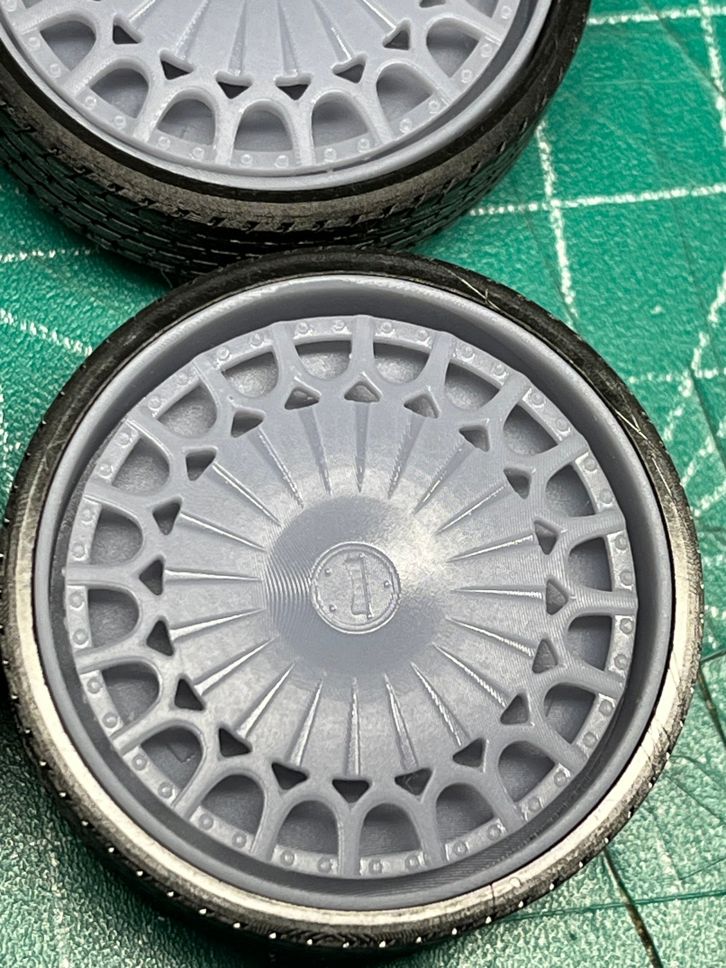 1/25 Scale - DUB "KINGSTER" Spinner - in 26"-36" Donk, Big Rims, Old Schools, Traditionals, SUV (Copy 3)