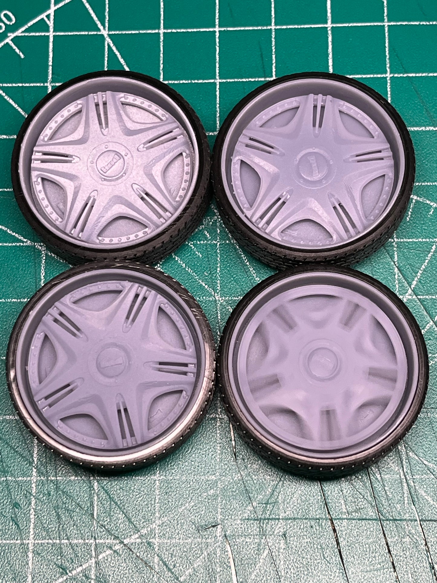 1/25 Scale - DUB "CREAM" Spinner - in 26"-36" Donk, Big Rims, Old Schools, Traditionals, SUV