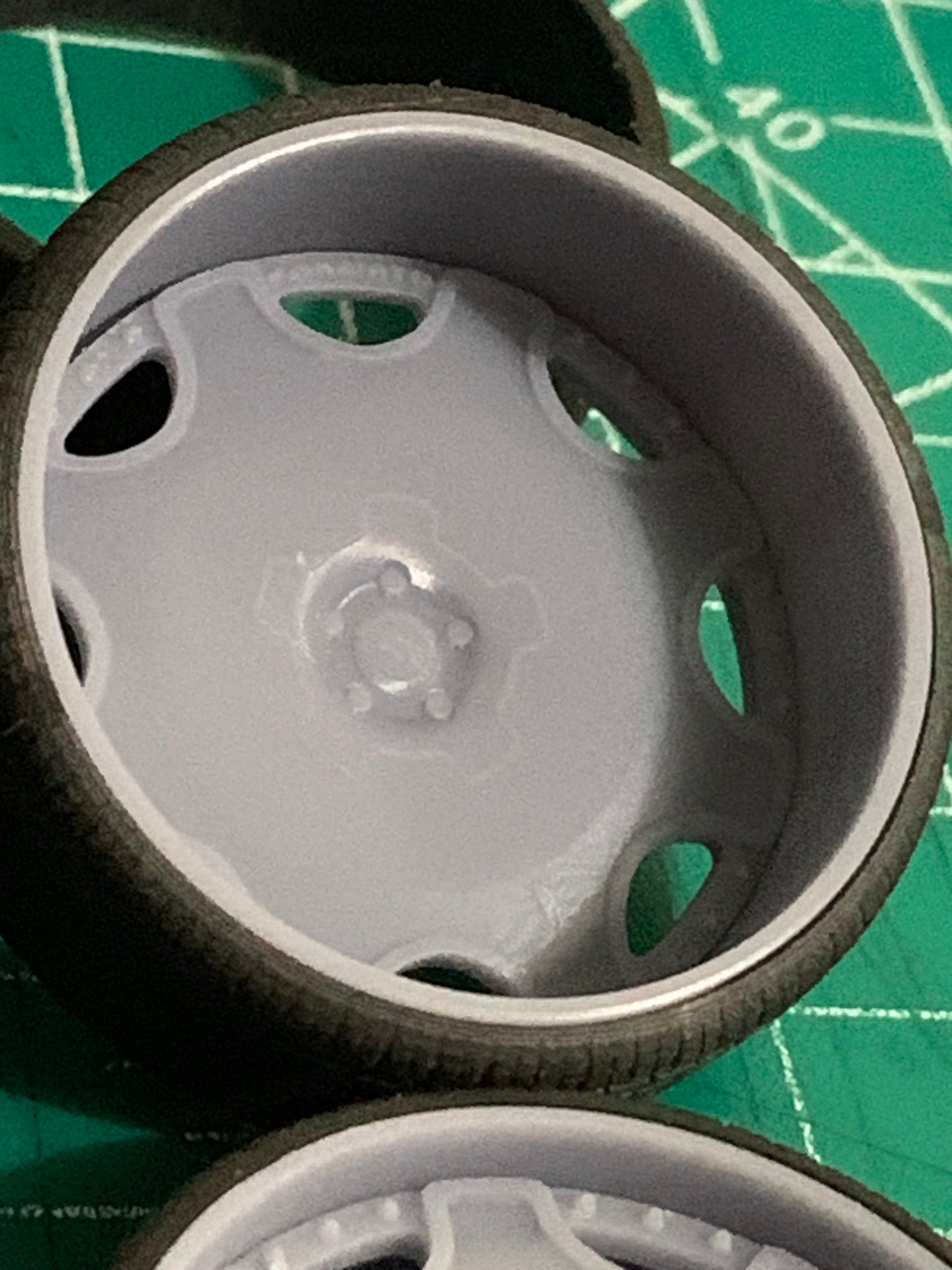 1/25 Scale - FORGI "FIORE" - in 26"-36" Donk, Big Rims, Old Schools, Traditionals, SUV