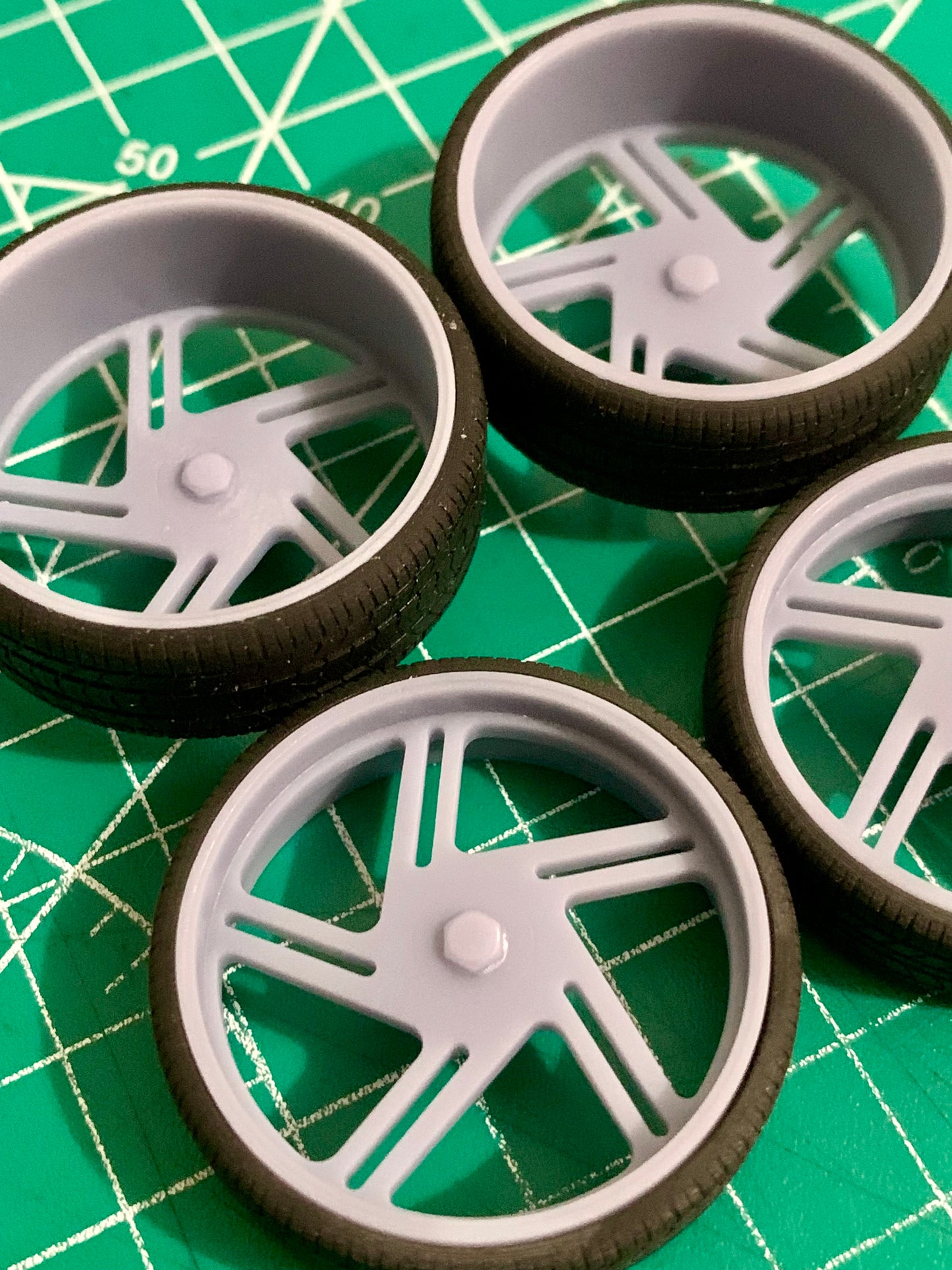 1/25 Scale - HRBB "PRO SPORT" - in 26"-32" Donk, Big Rims, Old Schools, Traditionals, SUV