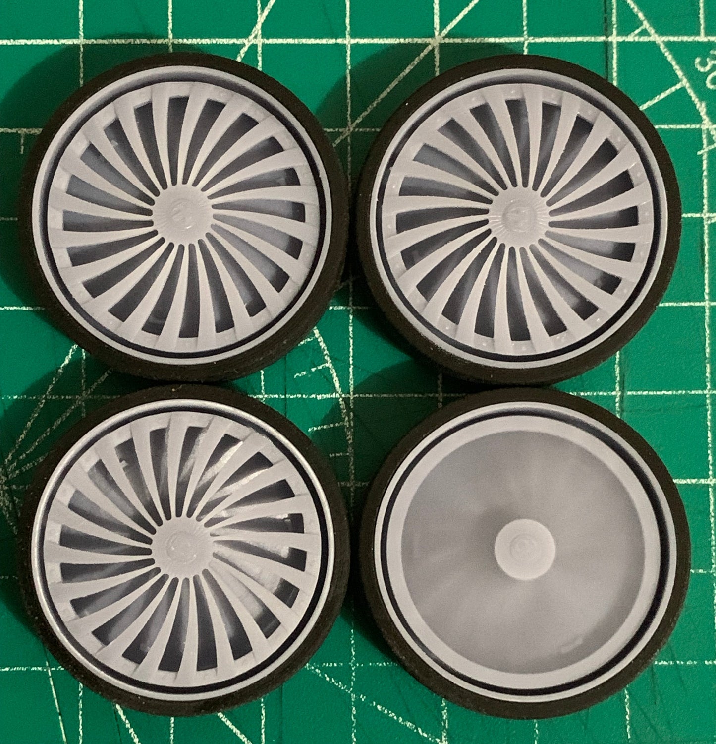 1/25 Scale - DUB "SWYRL" Spinner - in 28"-36" Donk, Big Rims, Box Chevy, G-Body, Trucks, SUV's