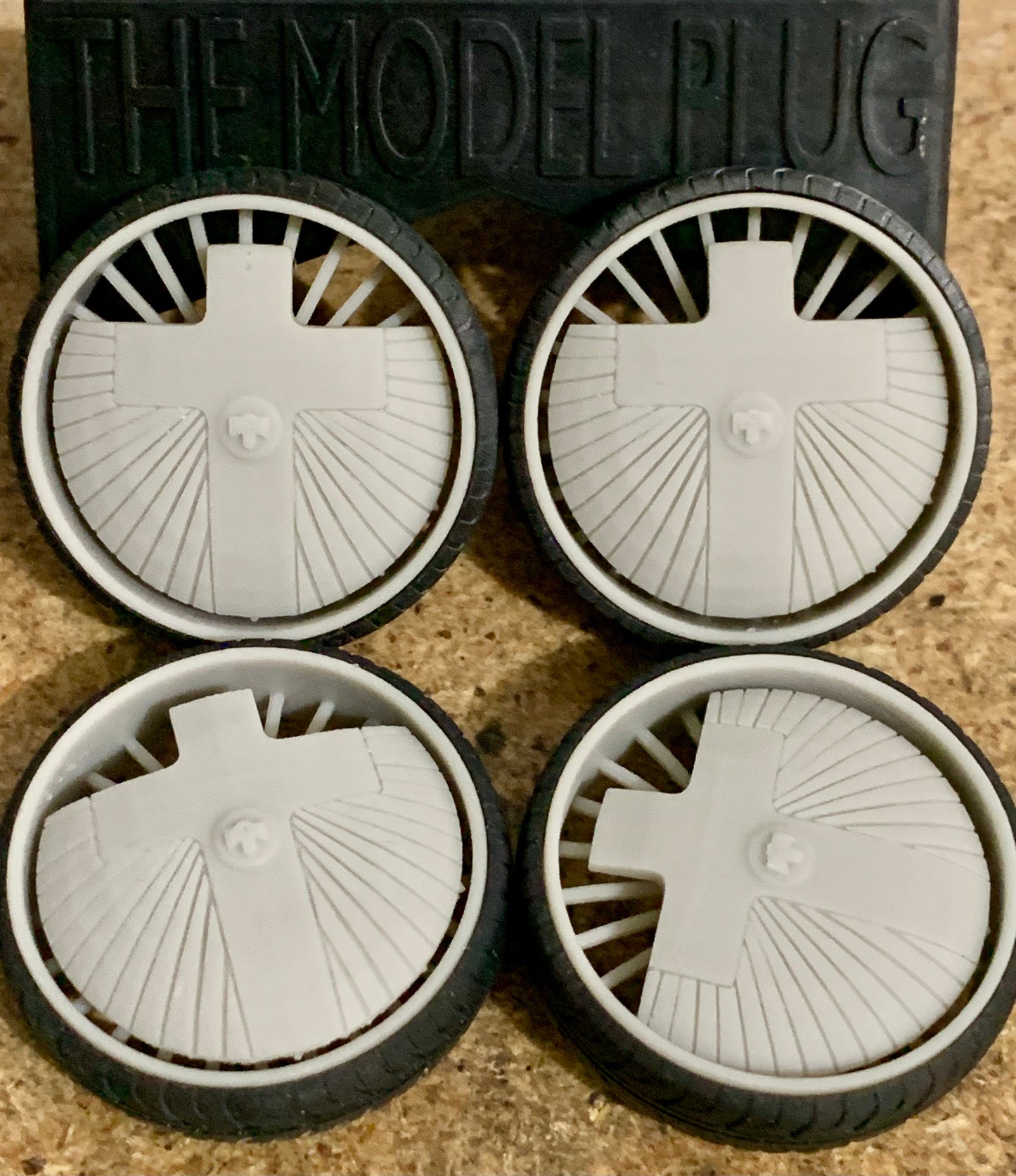 1/25 Scale - DUB BLESS "floater" - in 28"-30" Donk, Big Rims, Box Chevy, G-Body
