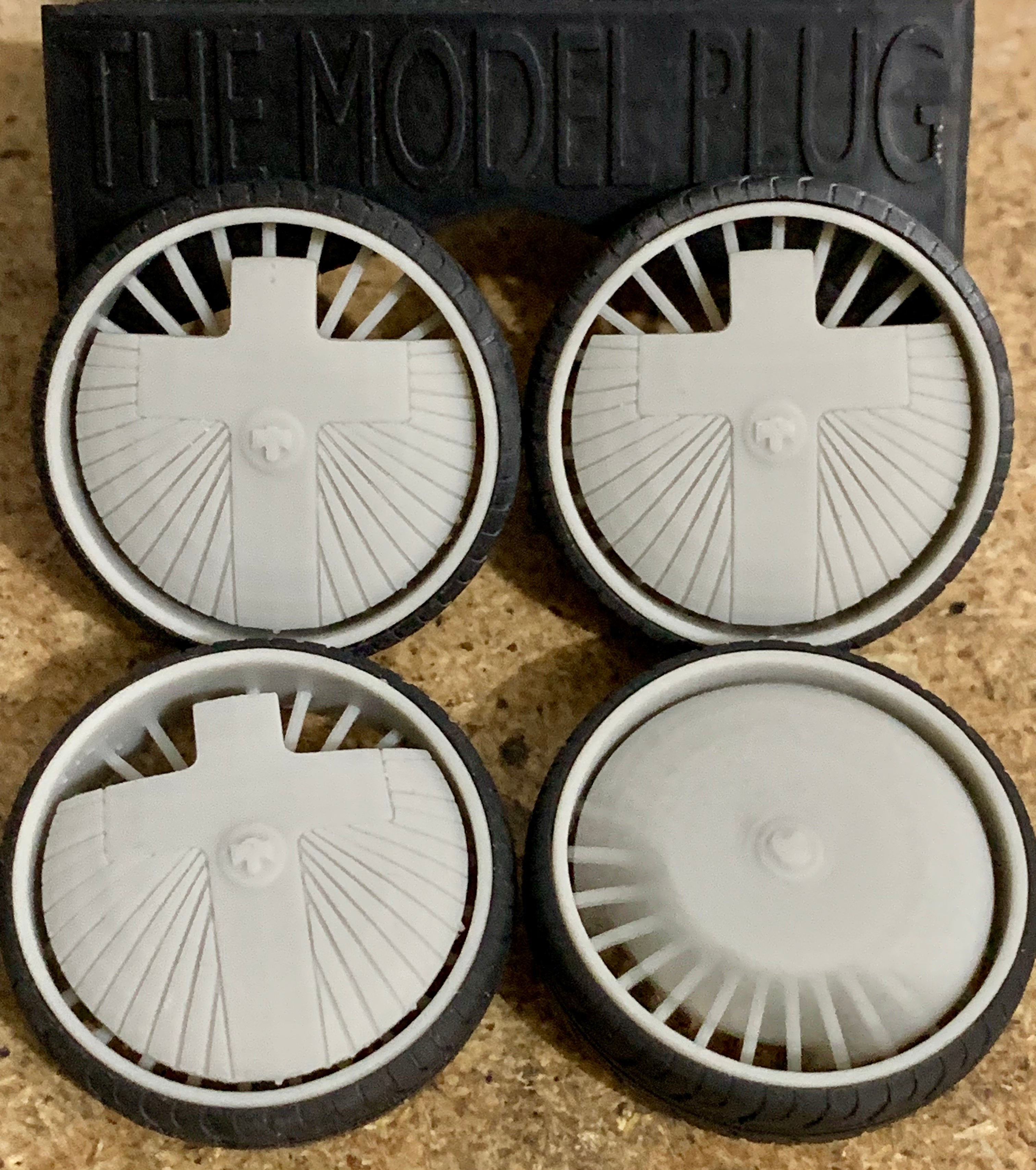 1/25 Scale Spinner & Floater Rims – THE MODEL PLUG