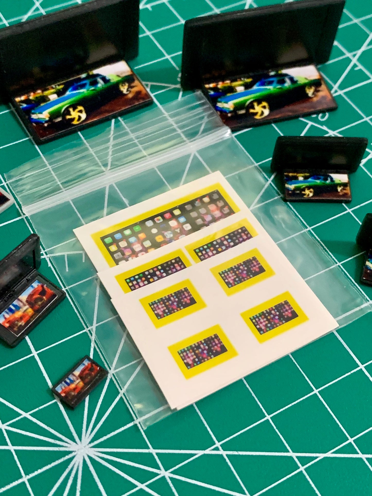 1/25 Scale - TMP Screen Stickers #004 - Fits all 3 screen sizes