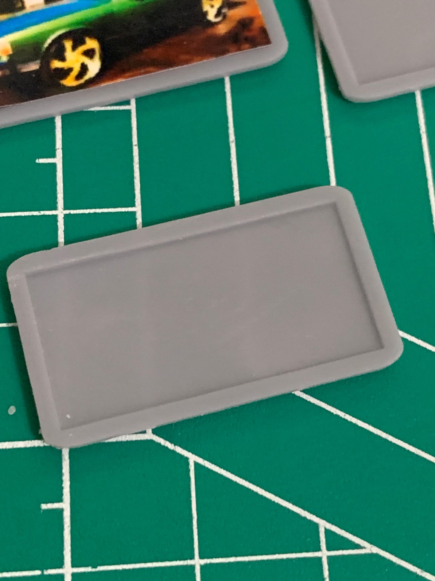 1/25 Scale - TMP 27" Universal Mount Screens