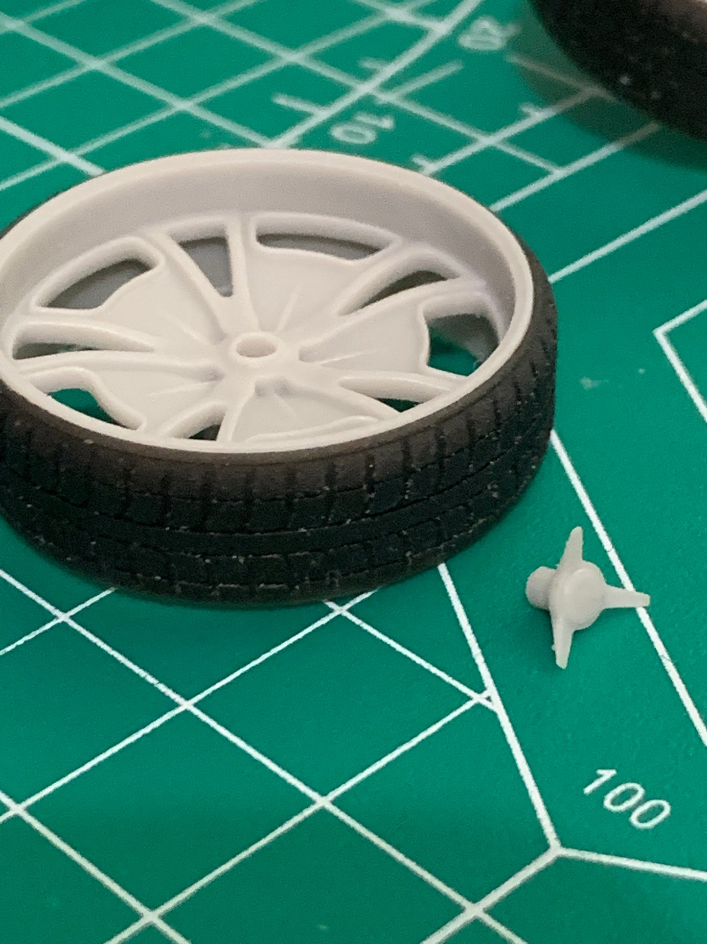 1/25 Scale - SCHOTT FUEL - in 26"-30" Donk, Big Rims, Box Chevy, G-Body