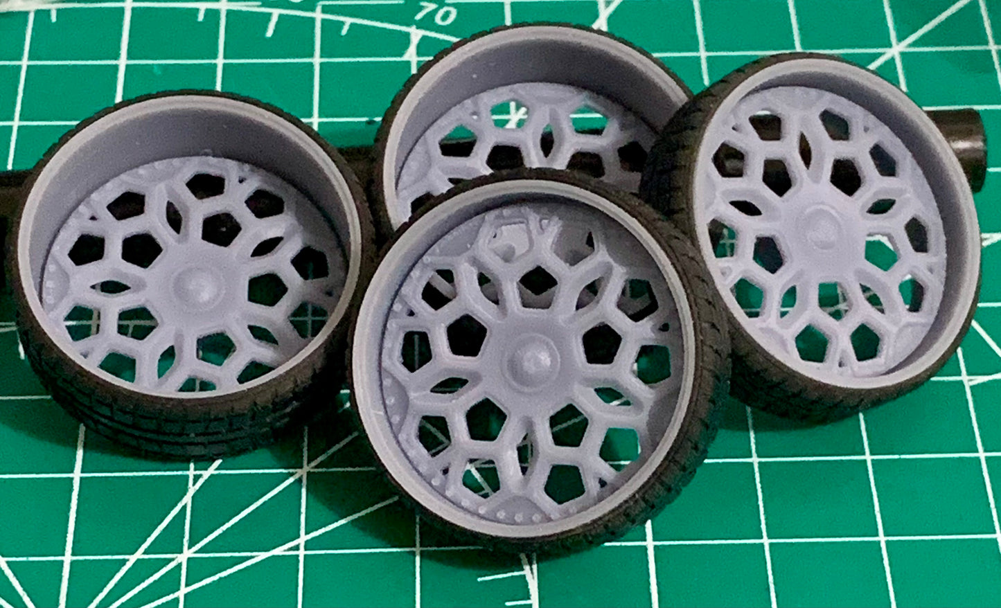 1/25 Scale - FORG! OTTAGONO - in 26"-36" Donk, Big Rims, Box Chevy, G-Body