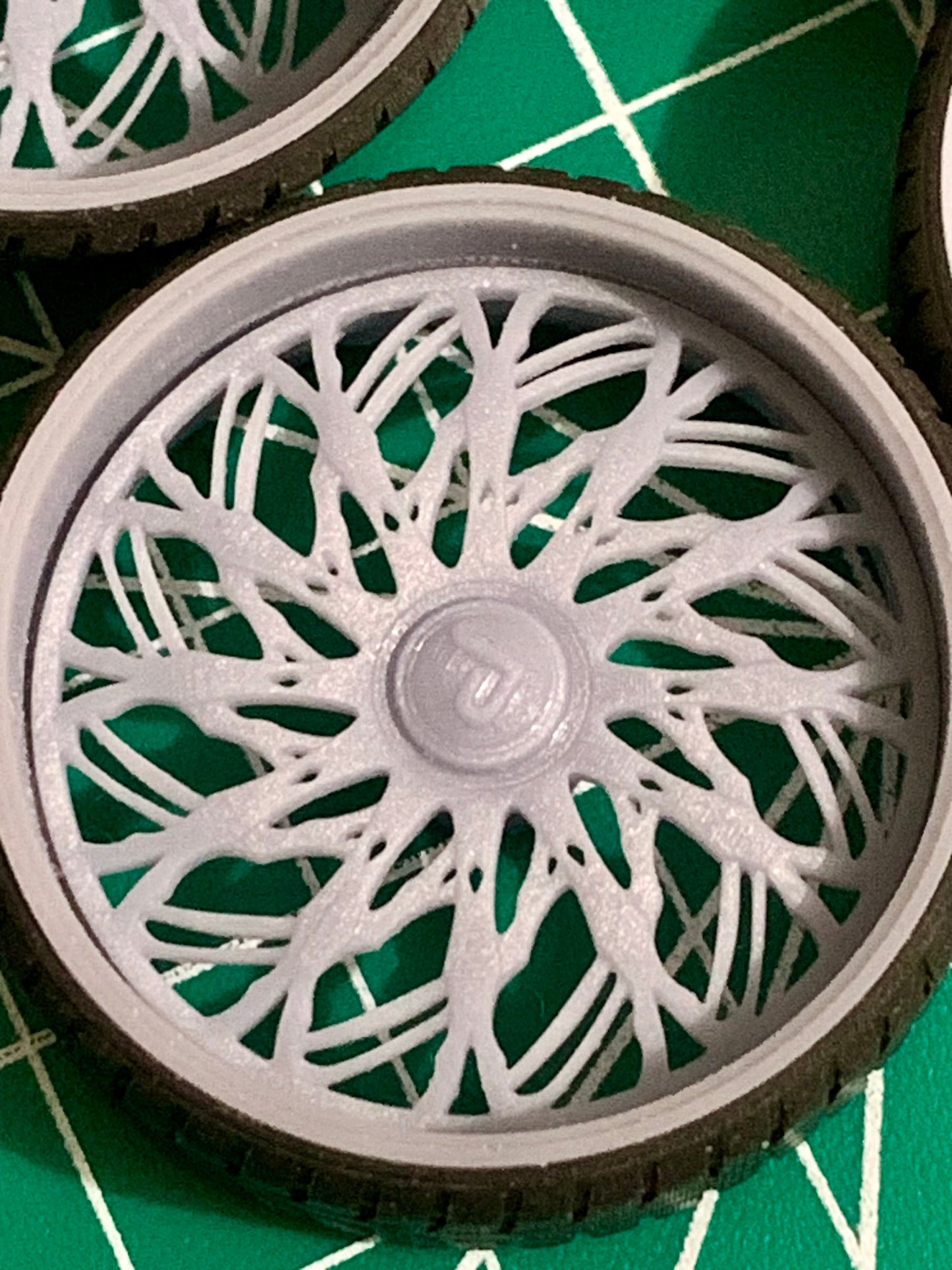 1/25 Scale - PINNACLE 1 - in 26"-36" Donk, Big Rims, Box Chevy, G-Body, Trucks, SUVs