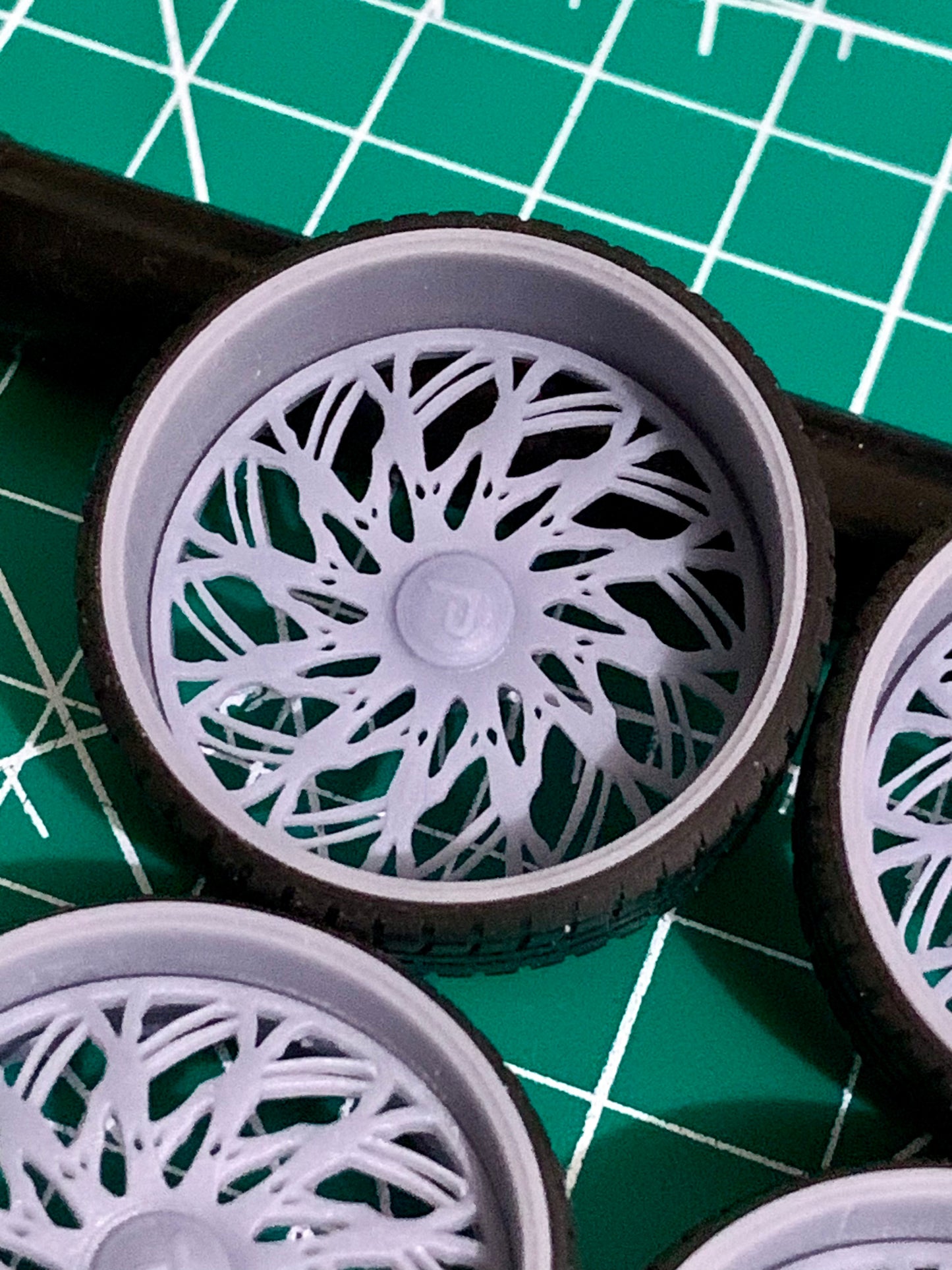 1/25 Scale - PINNACLE 1 - in 26"-36" Donk, Big Rims, Box Chevy, G-Body, Trucks, SUVs