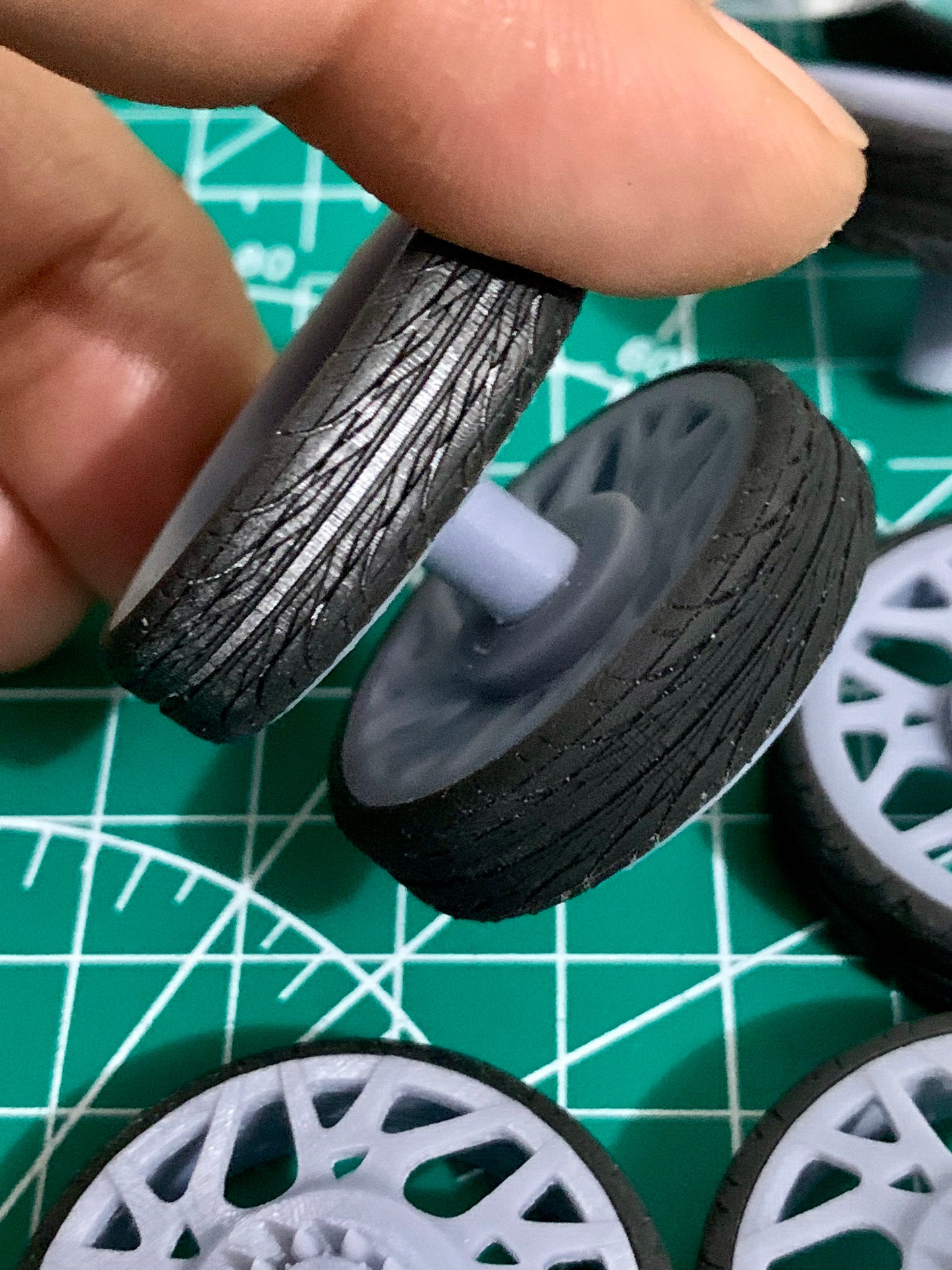 1/25 Scale - FORGI TWISTED MAGLIA in 26"-30" Dually Truck Rims