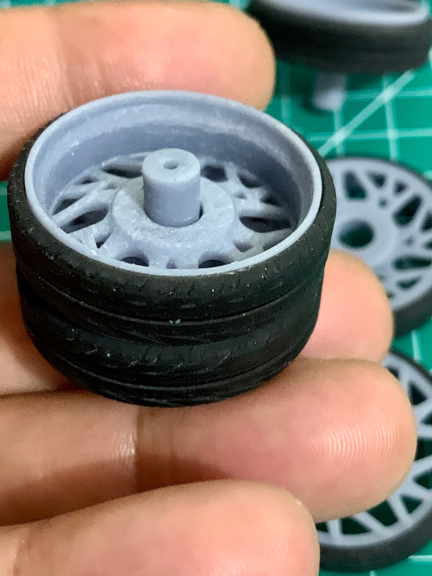 1/25 Scale - FORGI TWISTED MAGLIA in 26"-30" Dually Truck Rims