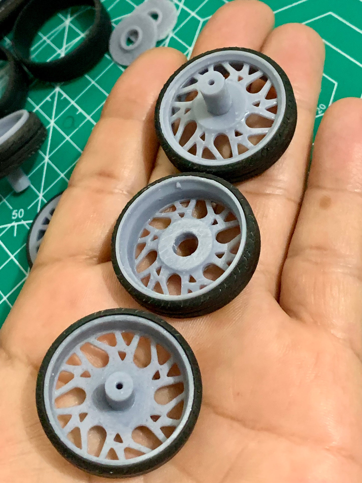 1/25 Scale - FORGI TWISTED MAGLIA in 26"-30" Dually Truck Rims