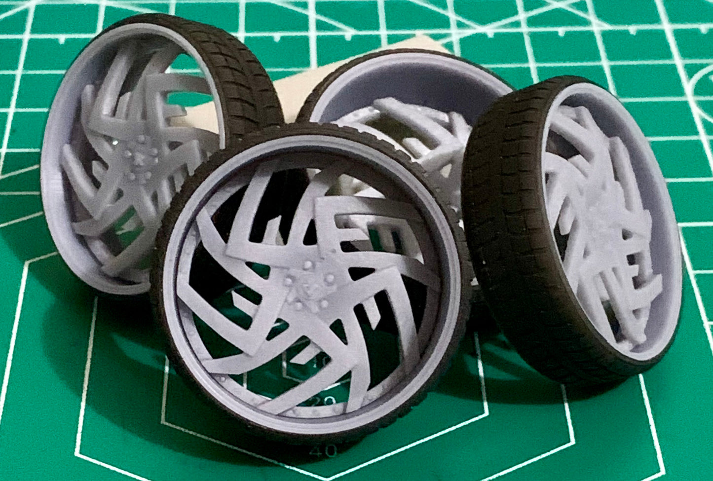 1/25 Scale - RUCC! BATTLE - in 26"-36" Donk, Big Rims, Box Chevy, G-Body