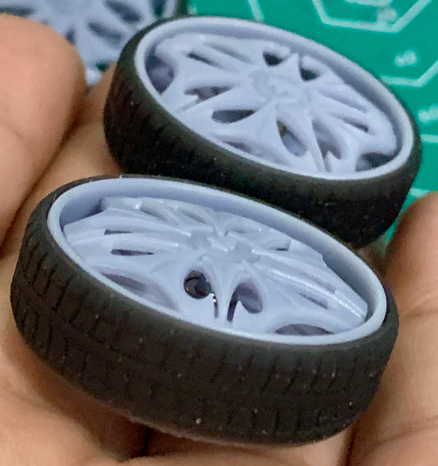 1/25 Scale - DUB SPIKE Spinner - in 28"-30" Donk, Big Rims, Box Chevy, G-Body