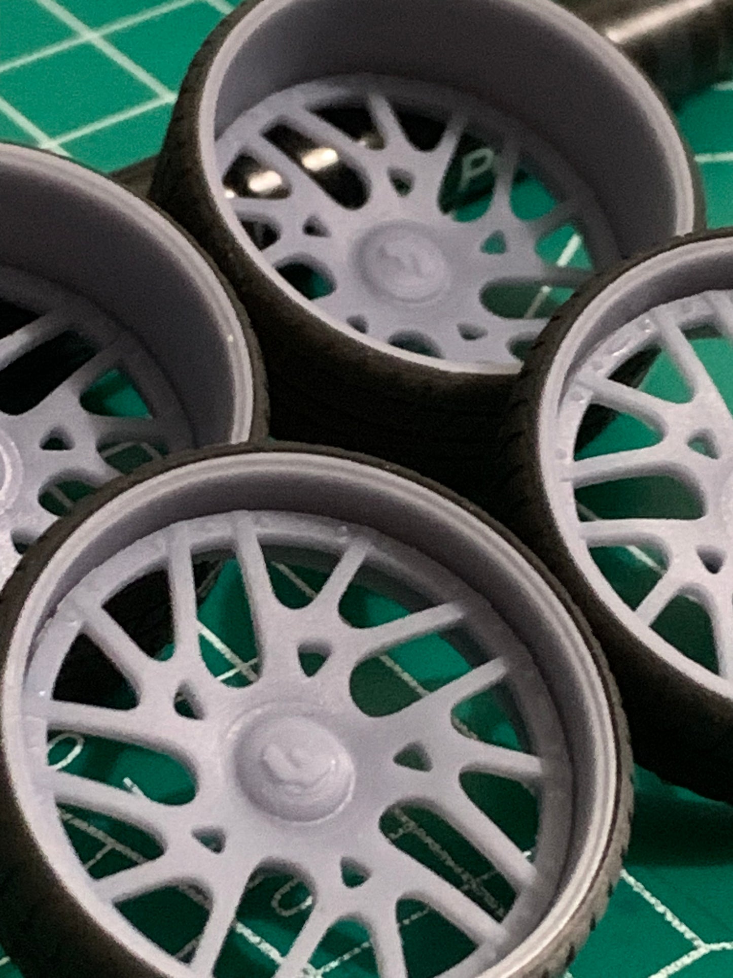1/25 Scale - FORG! TWISTED MAGLIA BC - in 26"-36" Donk, Big Rims, Box Chevy, G-Body
