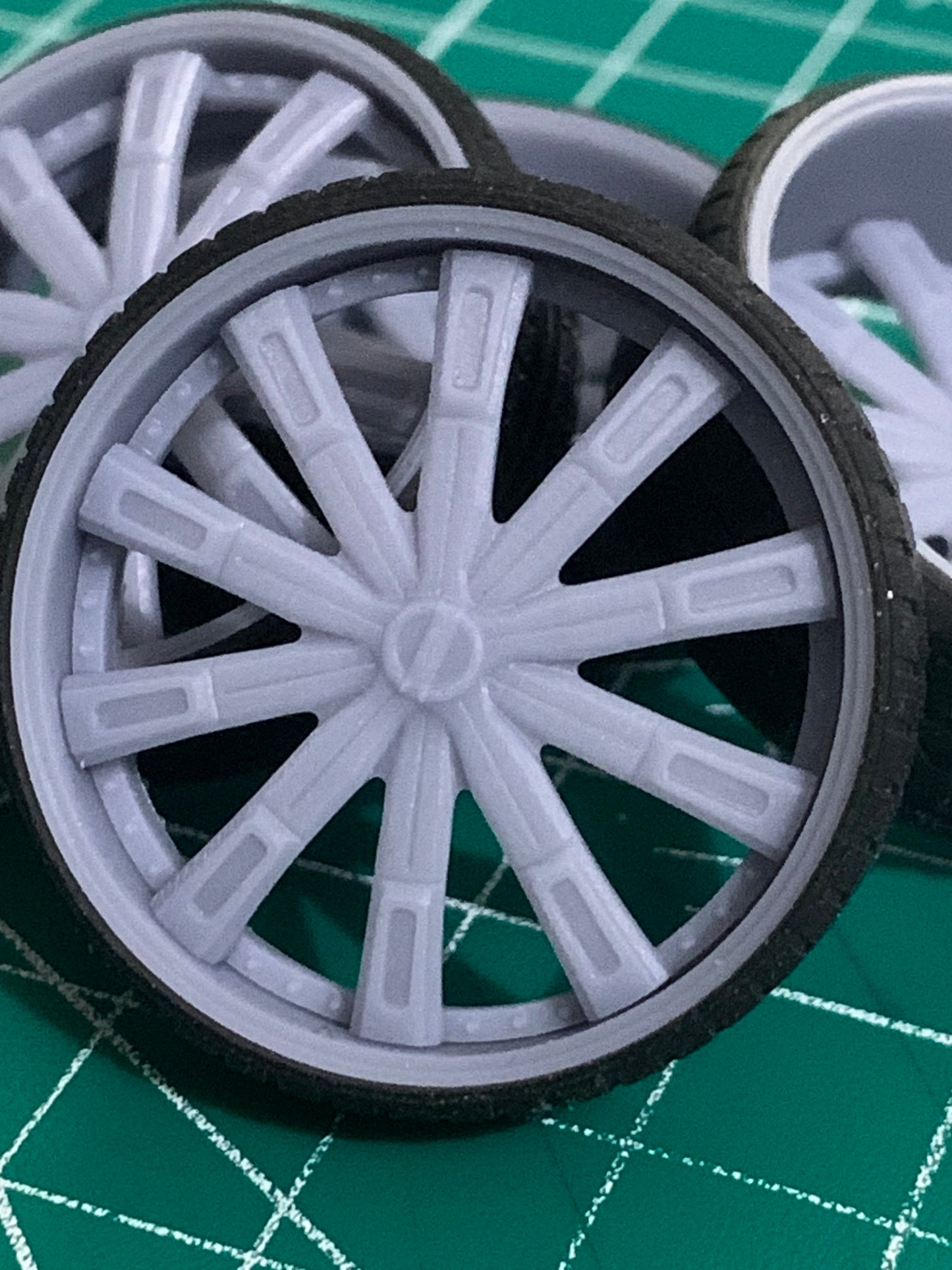 1/25 Scale - DUB AUTOBAHN ZANE EDITION - in 26"-36" Donk, Big Rims, Box Chevy, G-Body, Trucks, SUV's