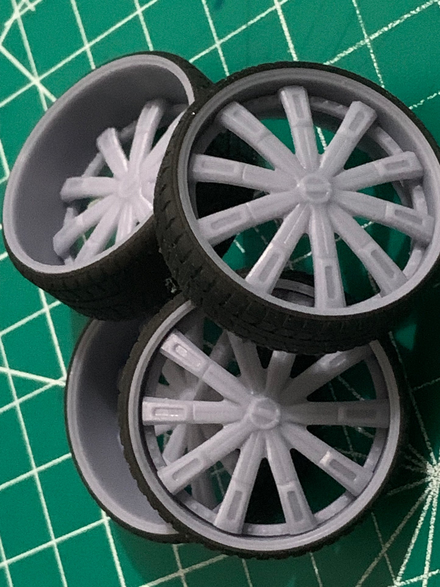 1/25 Scale - DUB AUTOBAHN ZANE EDITION - in 26"-36" Donk, Big Rims, Box Chevy, G-Body, Trucks, SUV's