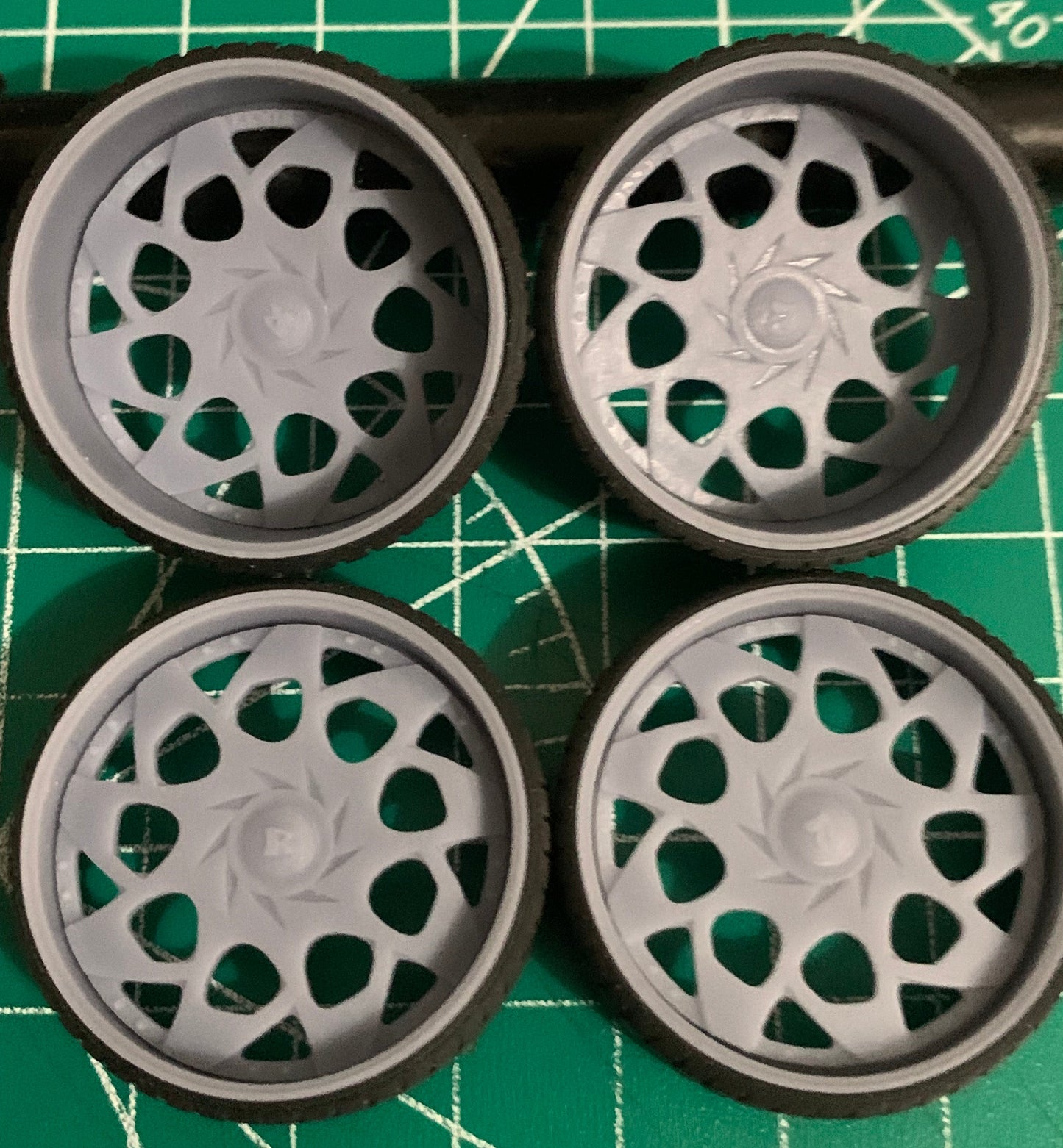 1/25 Scale - RUCC! FETTI BC - in 26"-36" Donk, Big Rims, Box Chevy, G-Body
