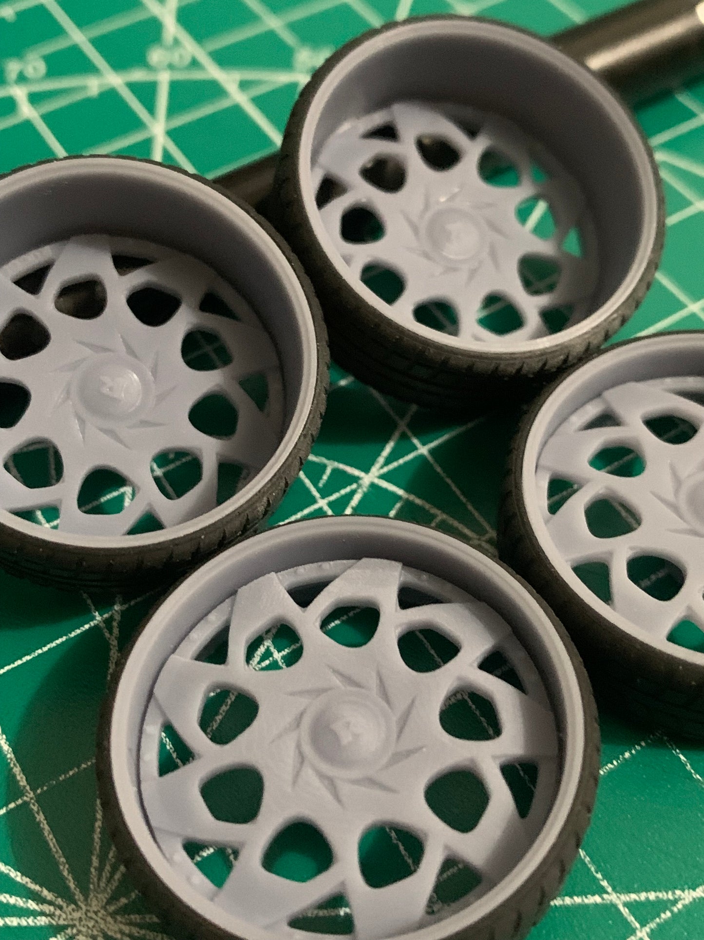 1/25 Scale - RUCC! FETTI BC - in 26"-36" Donk, Big Rims, Box Chevy, G-Body