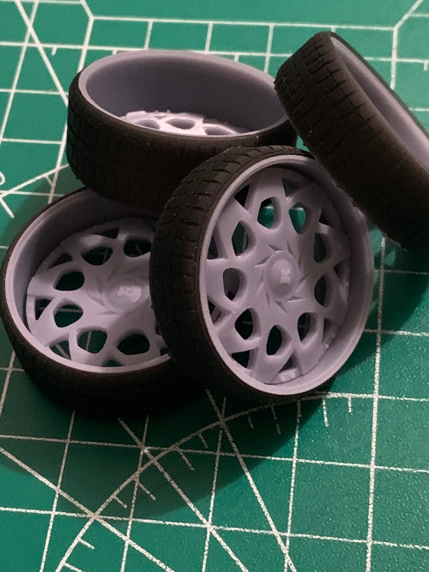 1/25 Scale - RUCC! FETTI BC - in 26"-36" Donk, Big Rims, Box Chevy, G-Body