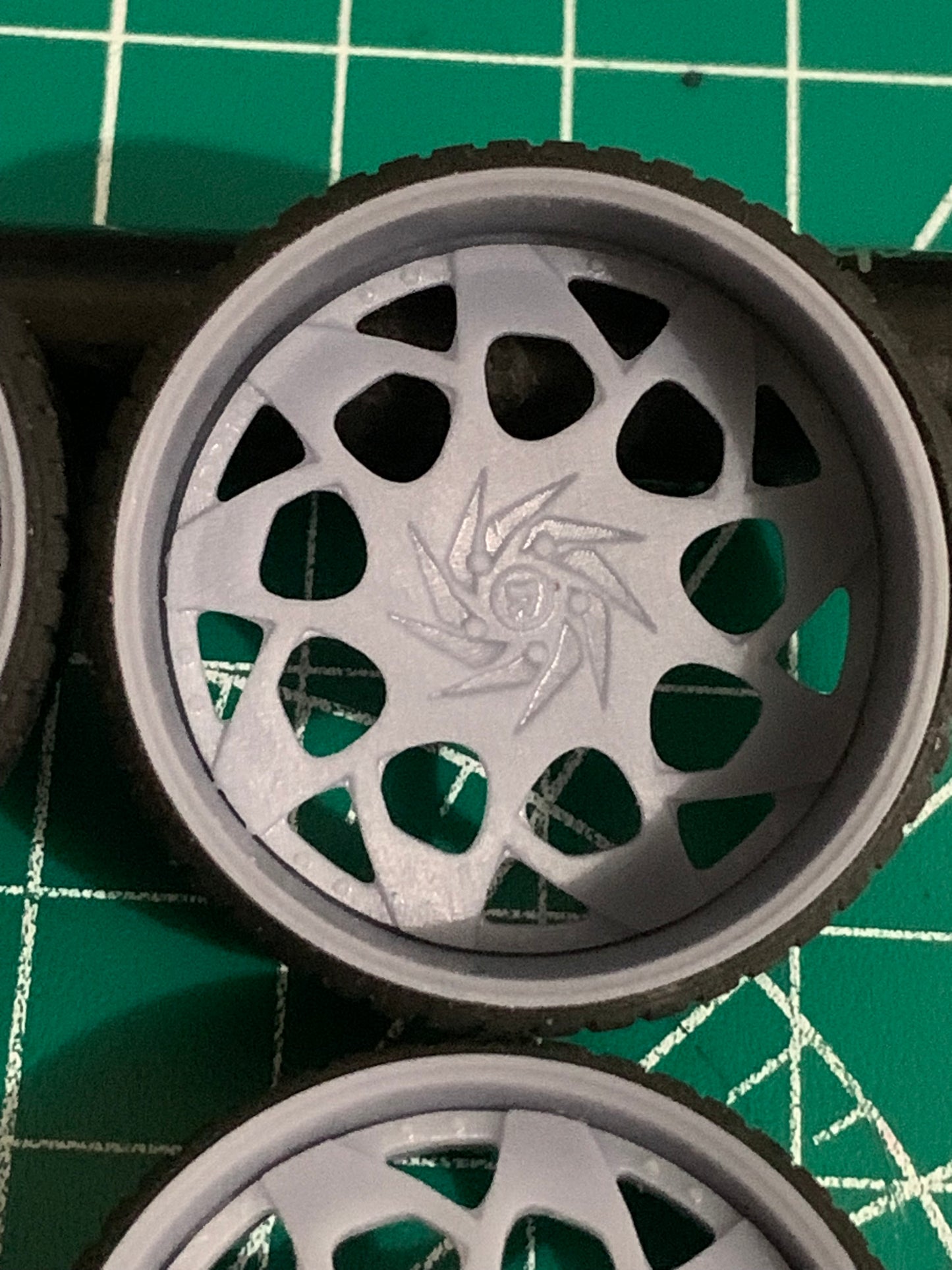 1/25 Scale - RUCC! FETTI (5lug) - in 26"-36" Donk, Big Rims, Box Chevy, G-Body